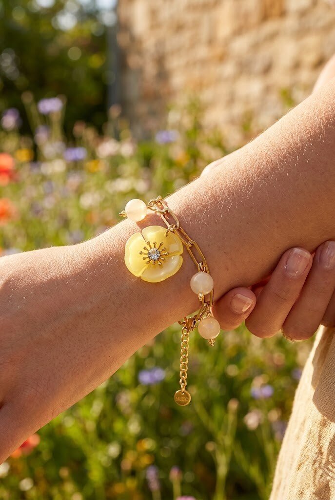 Grossiste WEC - Bracelet en acier inoxydable - Fleur de Soleil & Perles Nacrées
