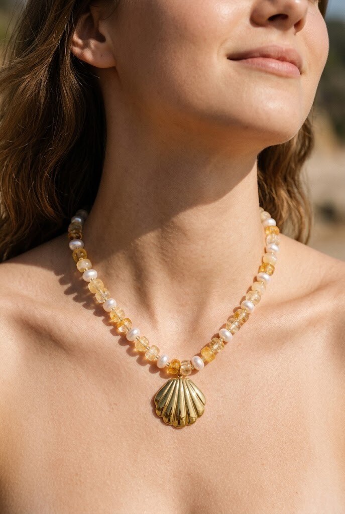 Grossiste WEC - Collier Coquillage « Éclat Solaire » en acier inoxydable