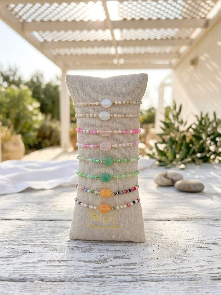 Grossista WEC - Set di 8 Braccialetti con Perline 'Armonia' in Acciaio Inossidabile + Salsiccia