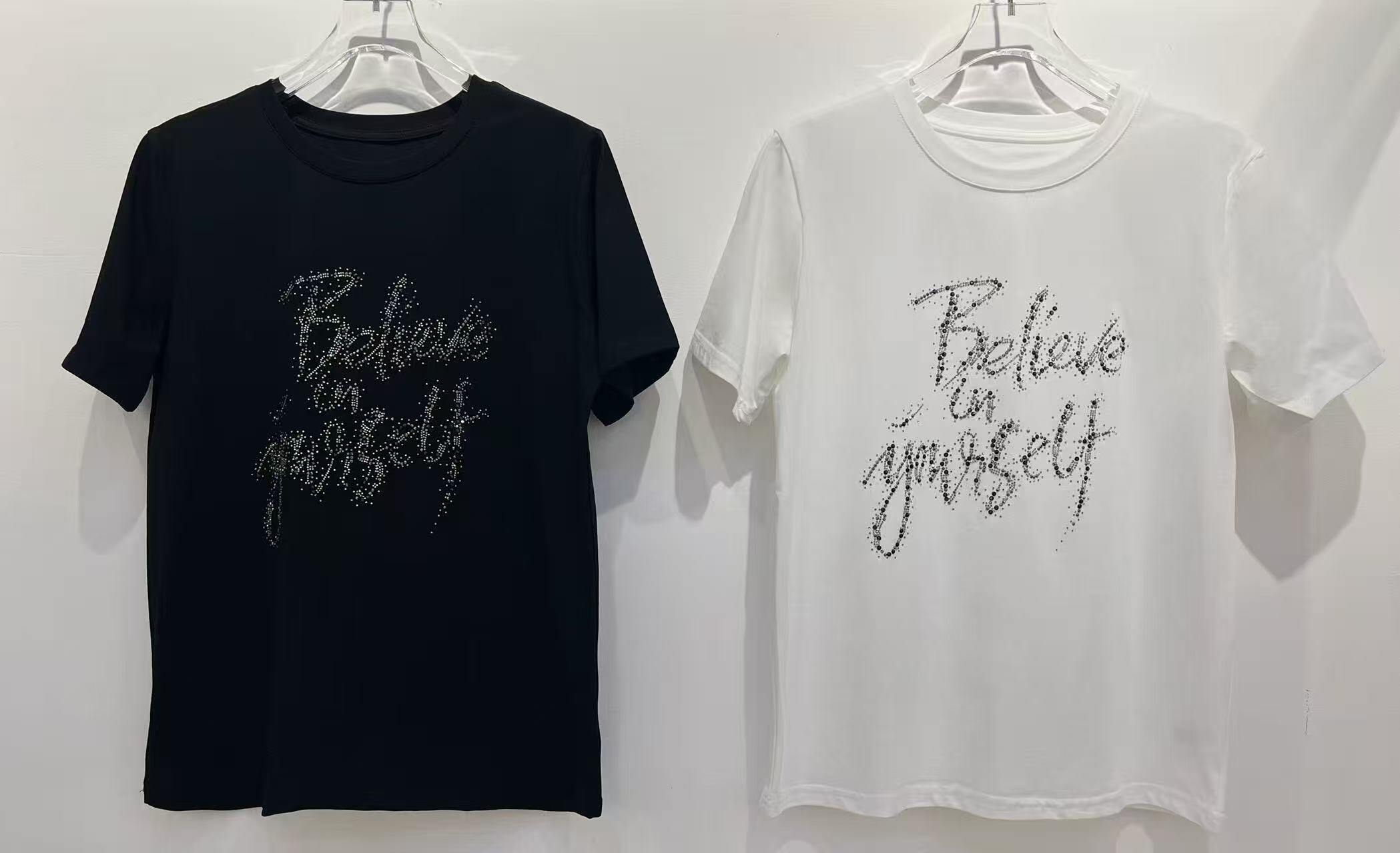 Wholesaler WEILCO - Bi-elastic t-shirt with rhinestone lettering 'believe in yourself'