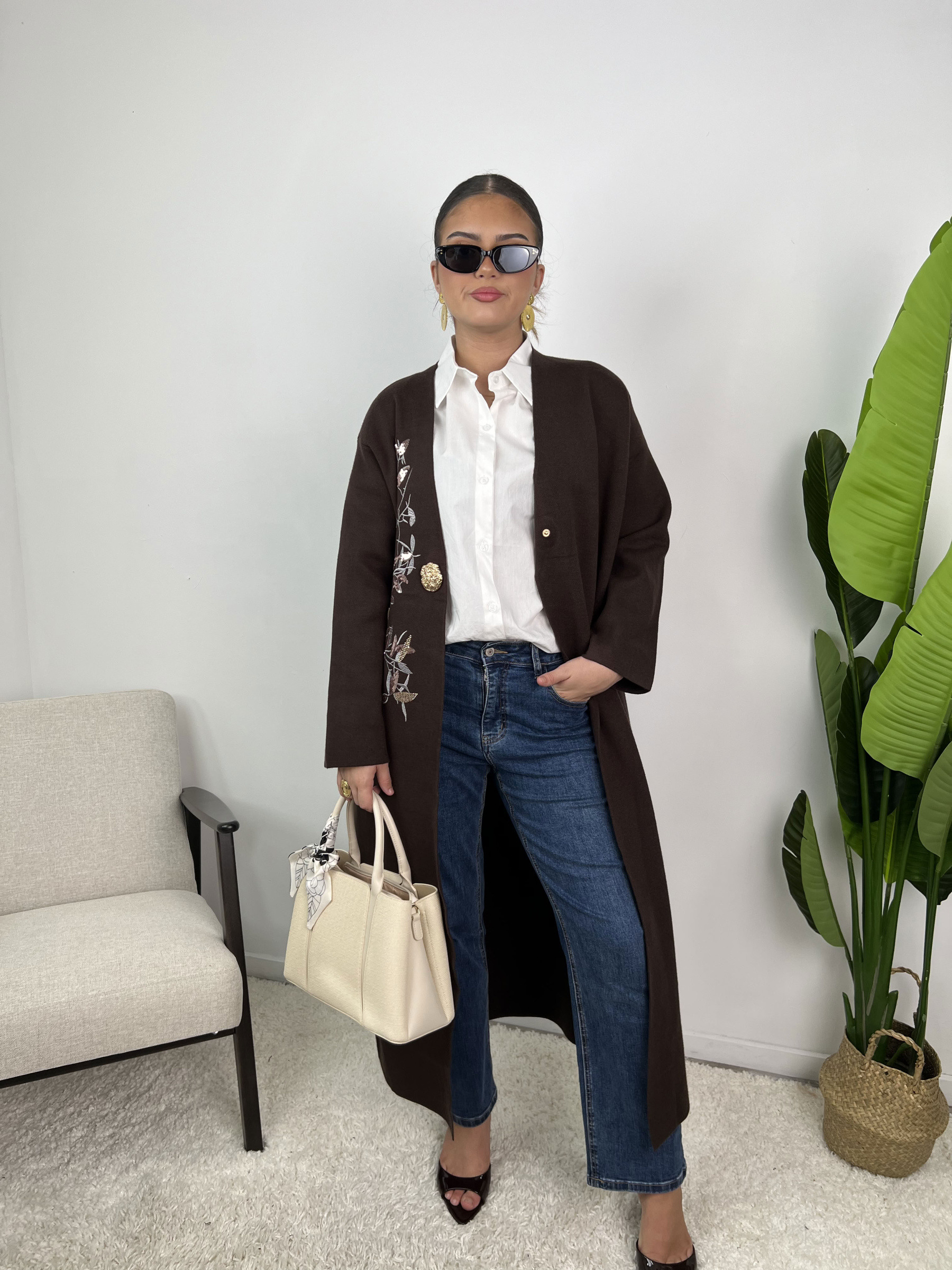 Großhändler White Icy by Shako - Victoria Strickjacke – Blumenstickerei