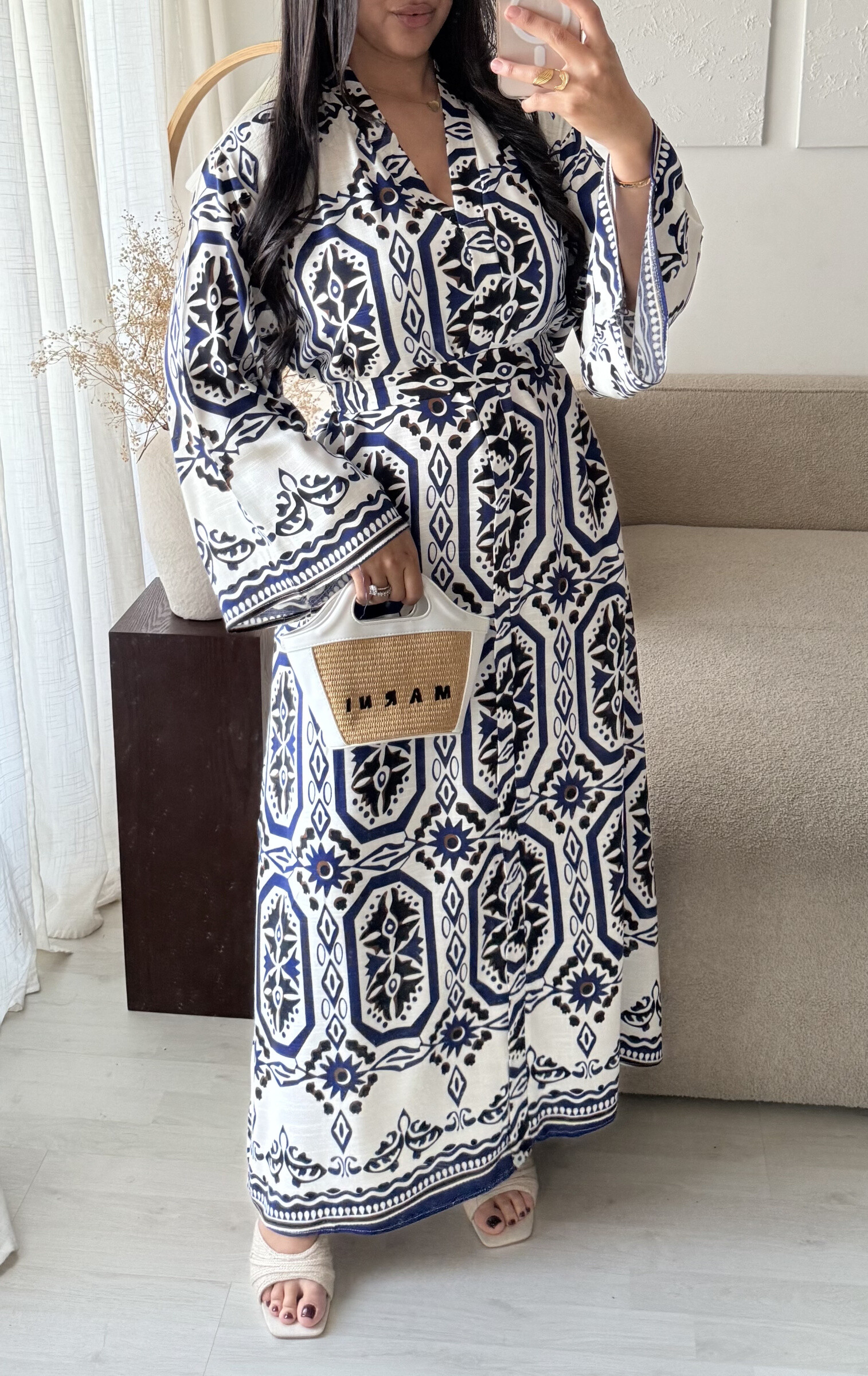 Wholesaler White Icy - Printed V-neck belt dress