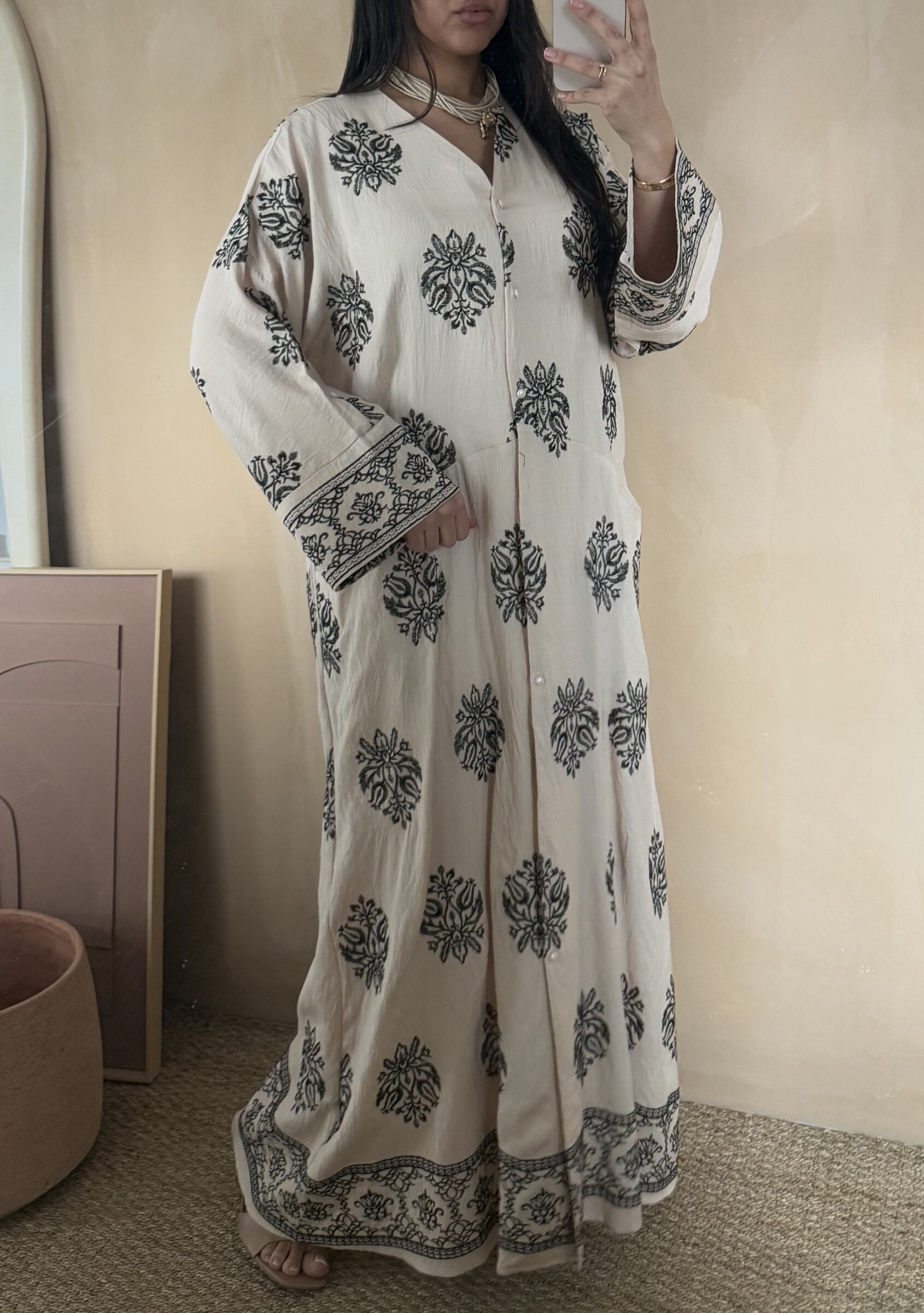 Wholesaler White Icy - Large oriental embroidery dress