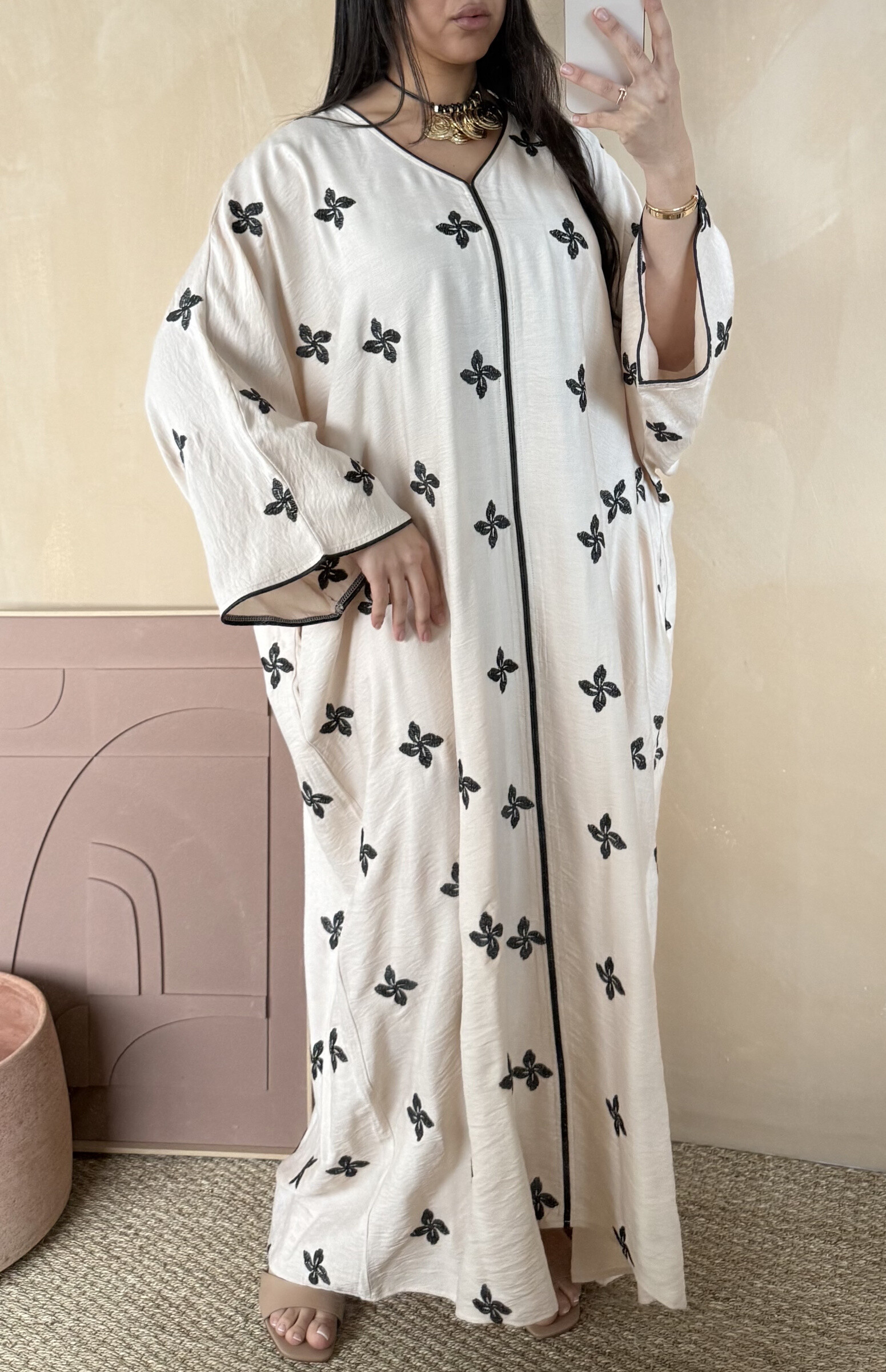 Wholesaler White Icy - Oriental embroidery dress