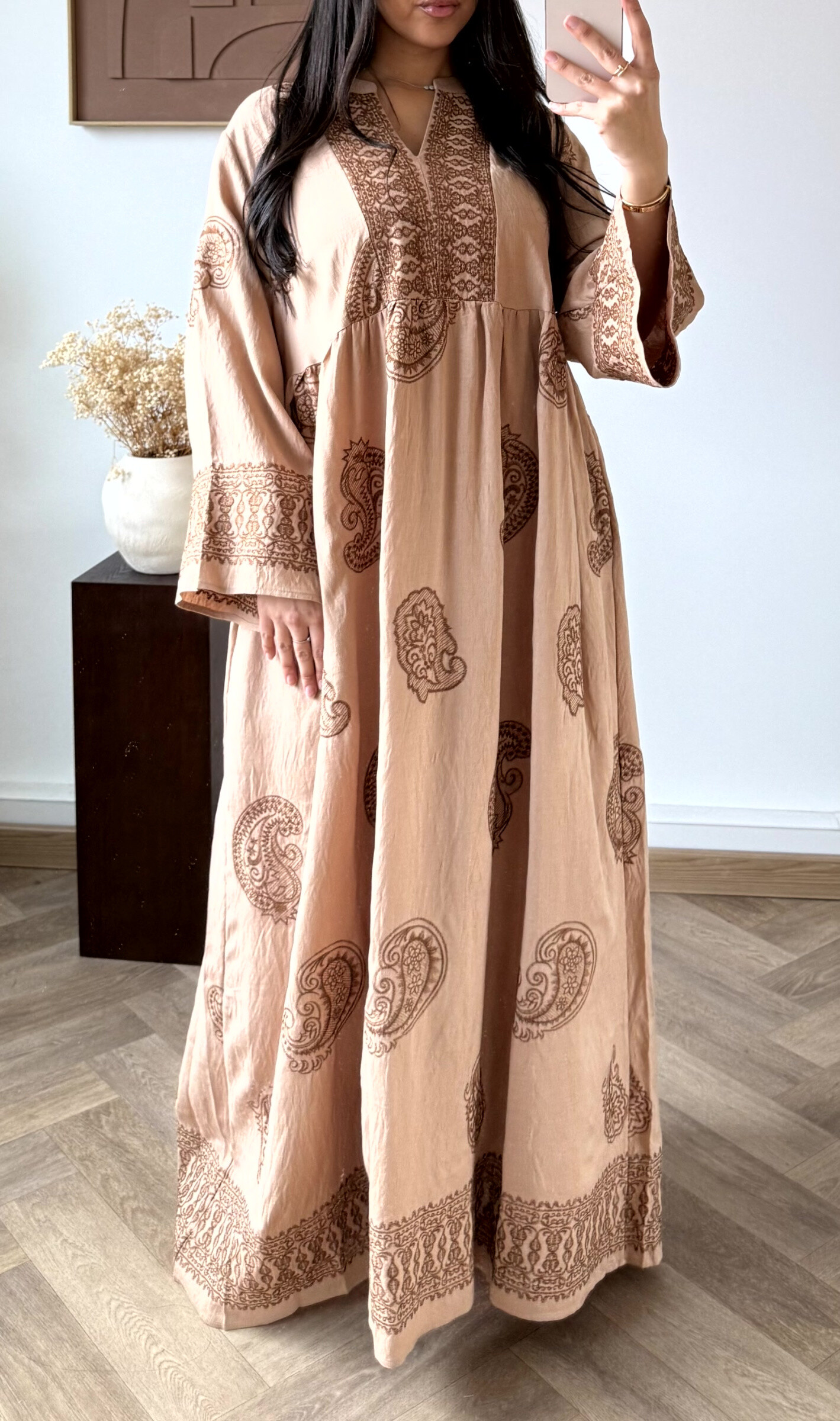 Mayorista White Icy - Vestido amplio bordado oriental