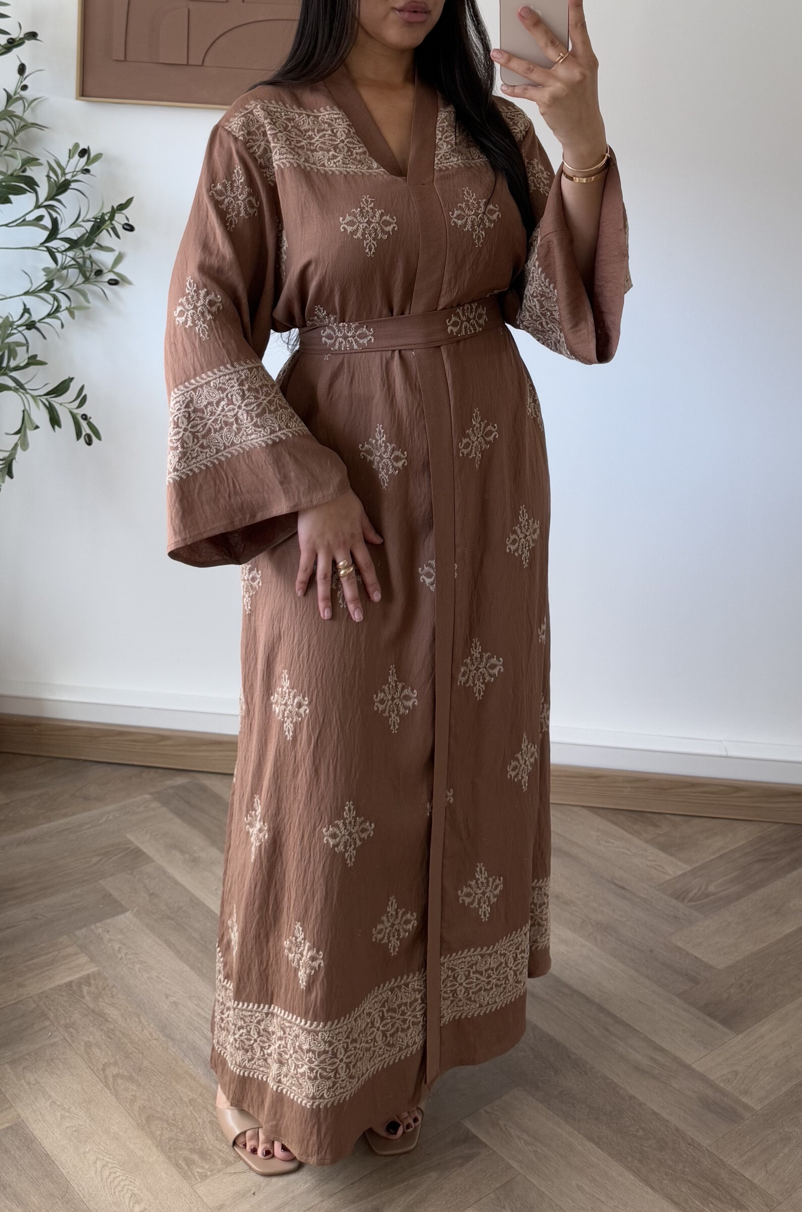 Wholesaler White Icy - Oriental embroidery dress