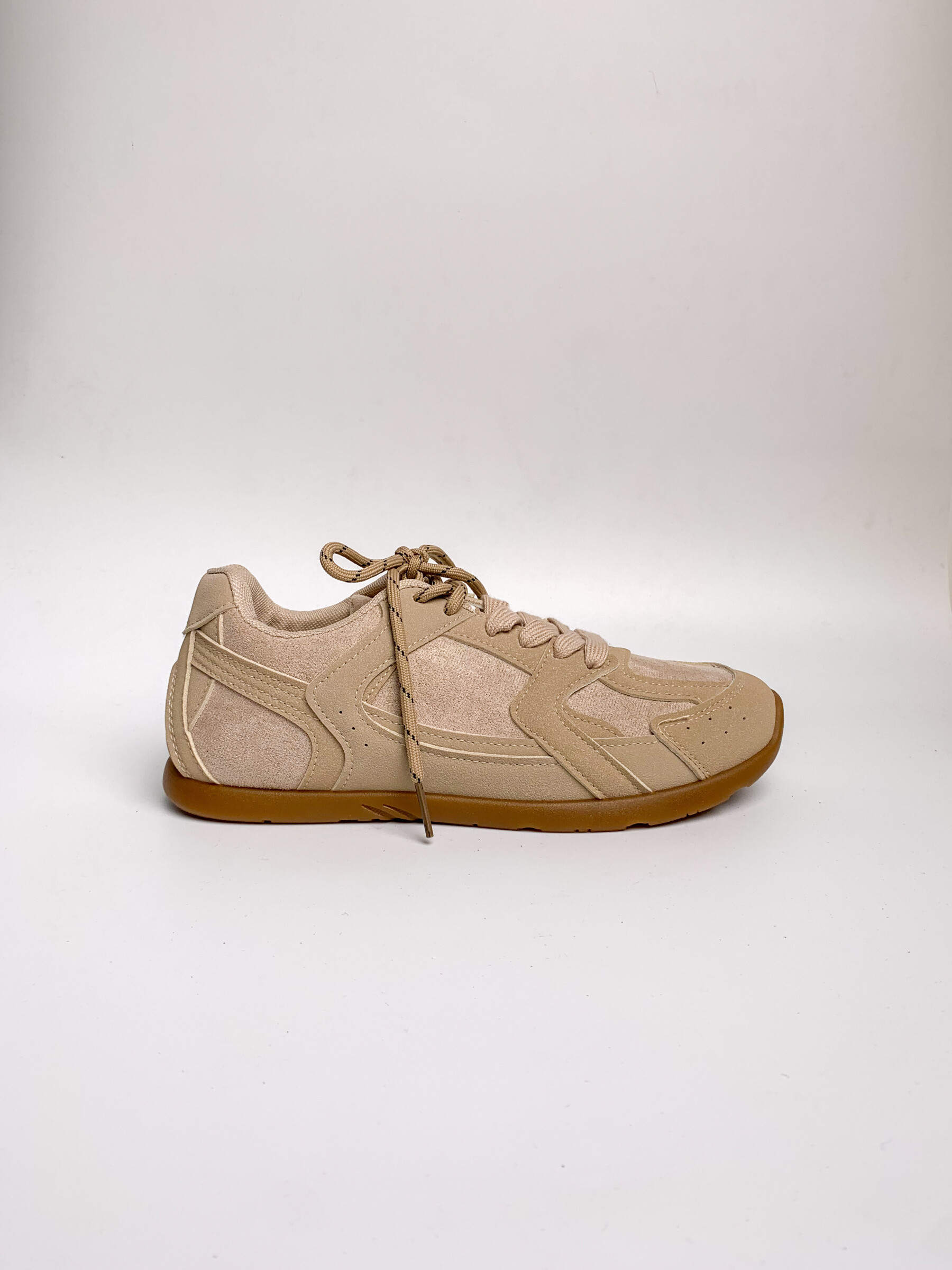 Wholesaler WILADY - Canvas sneakers