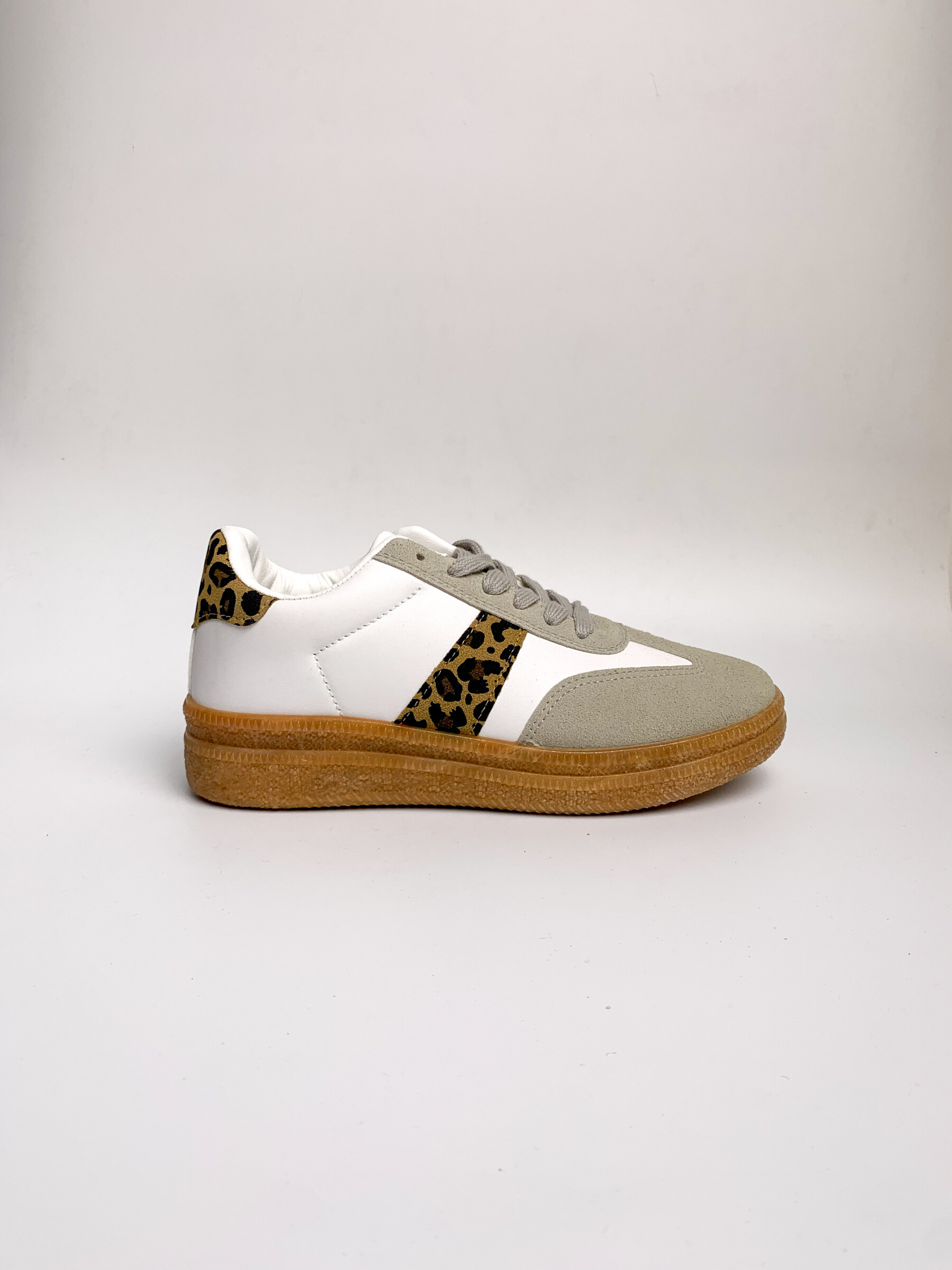 Wholesaler WILADY - Tennis with various colors
