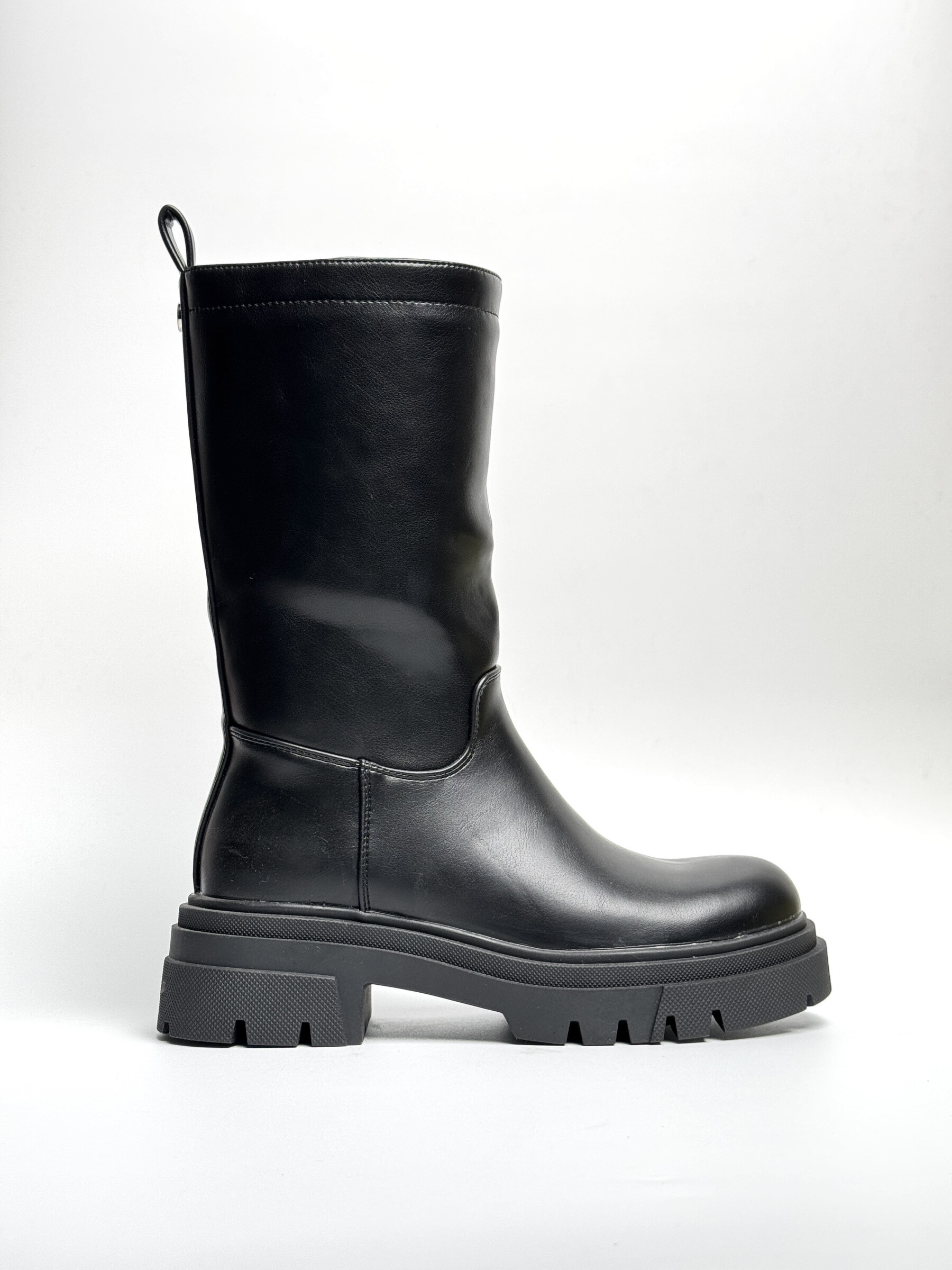 Wholesaler WILADY - Elegant, comfortable boots