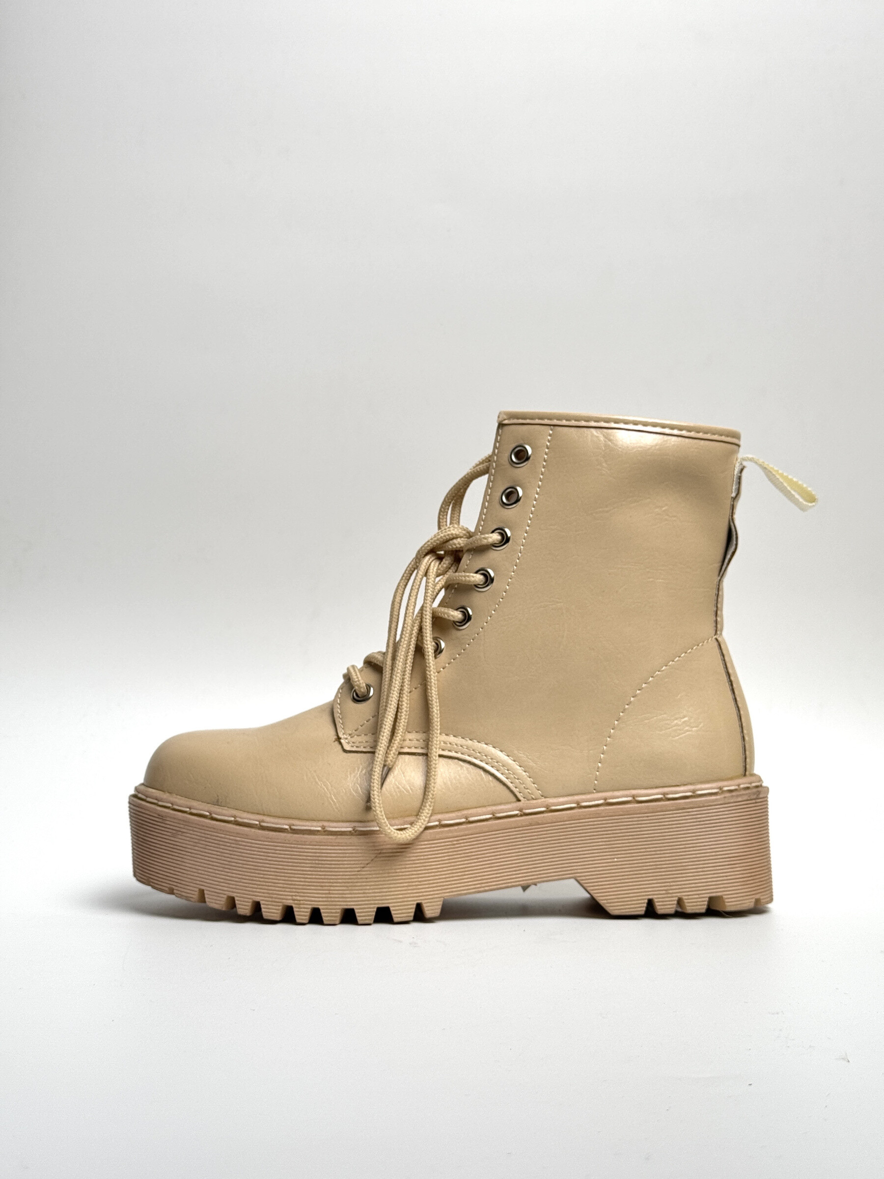 Mayorista WILADY - Botas elegantes y cómodas