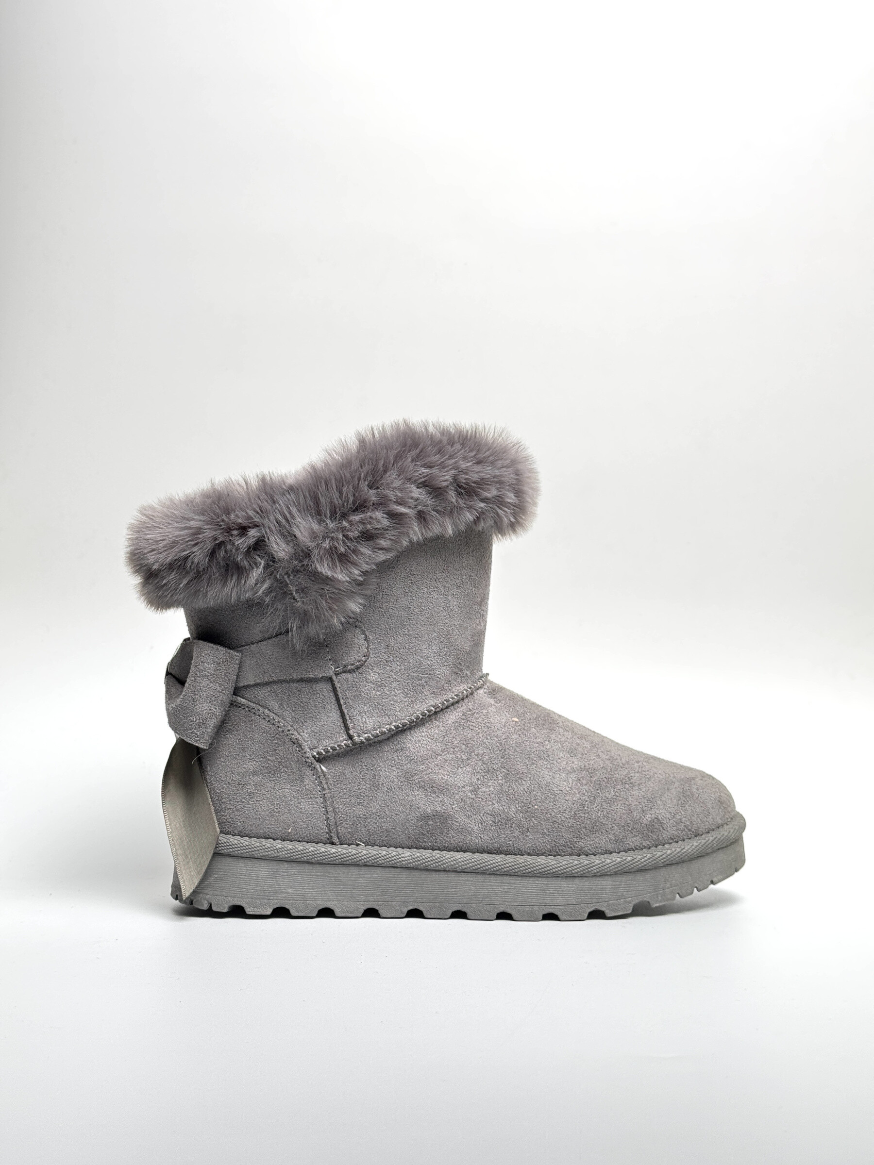 Grossista WILADY - Stivaletti eleganti e confortevoli