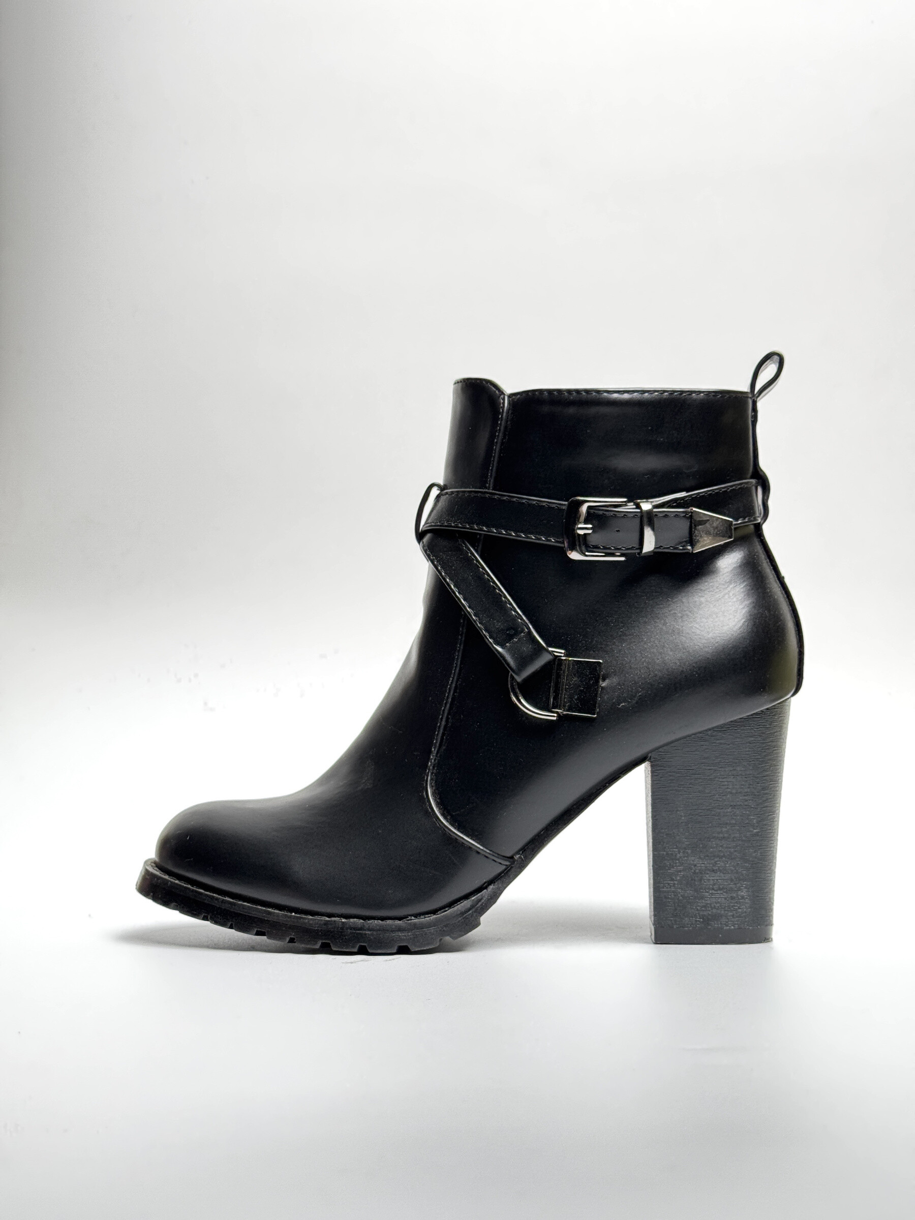 Grossiste WILADY - Bottines élégantes et confortables