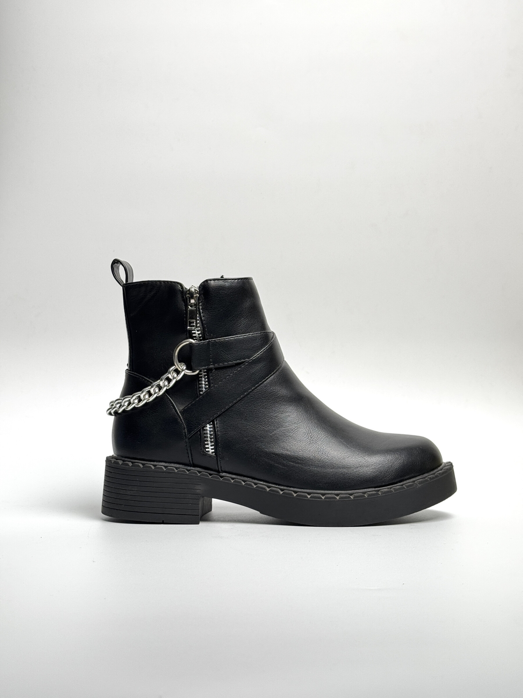 Wholesaler WILADY - Elegant, comfortable boots