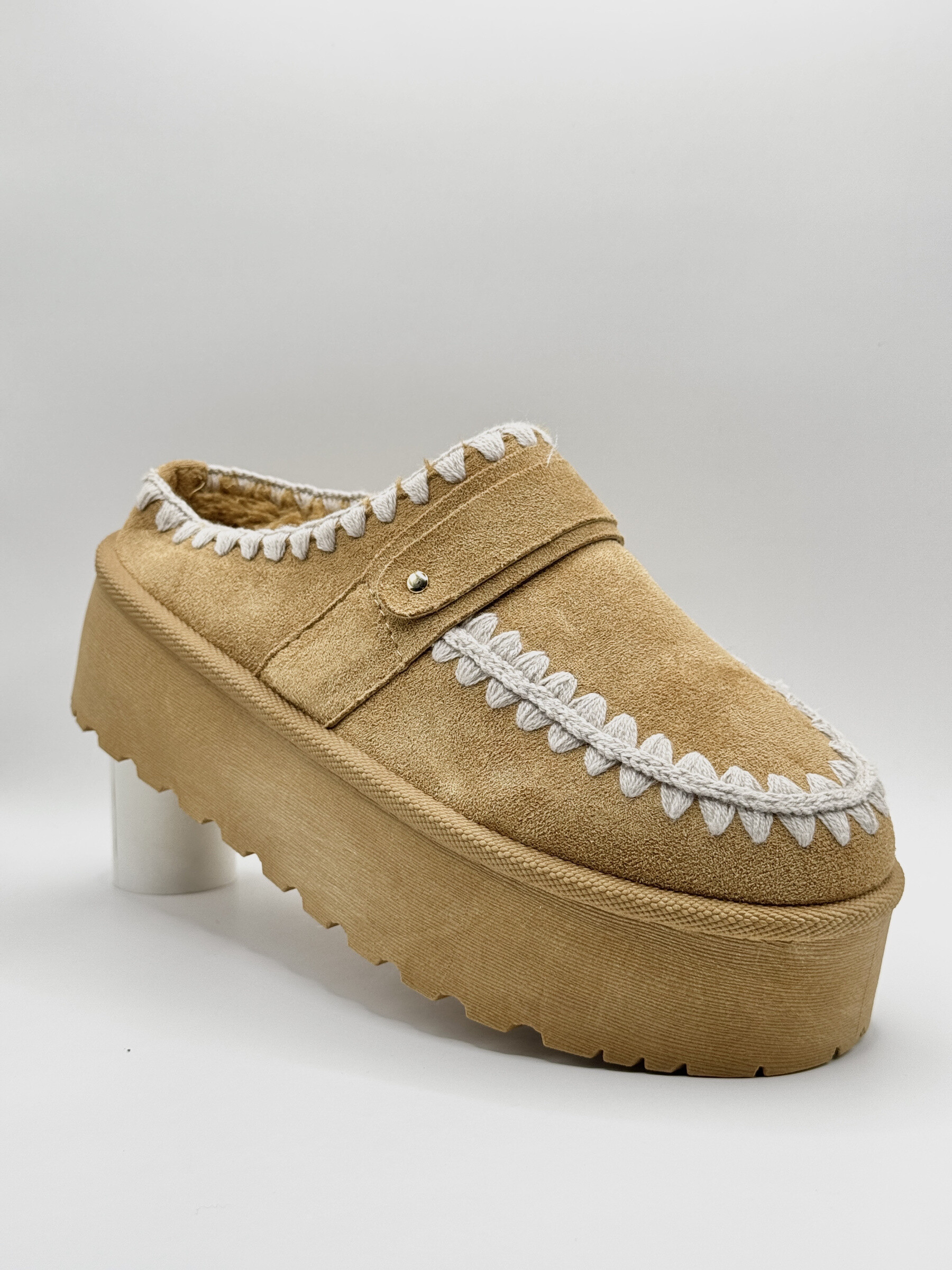 Großhändler WILADY - Elegante und bequeme Clogs