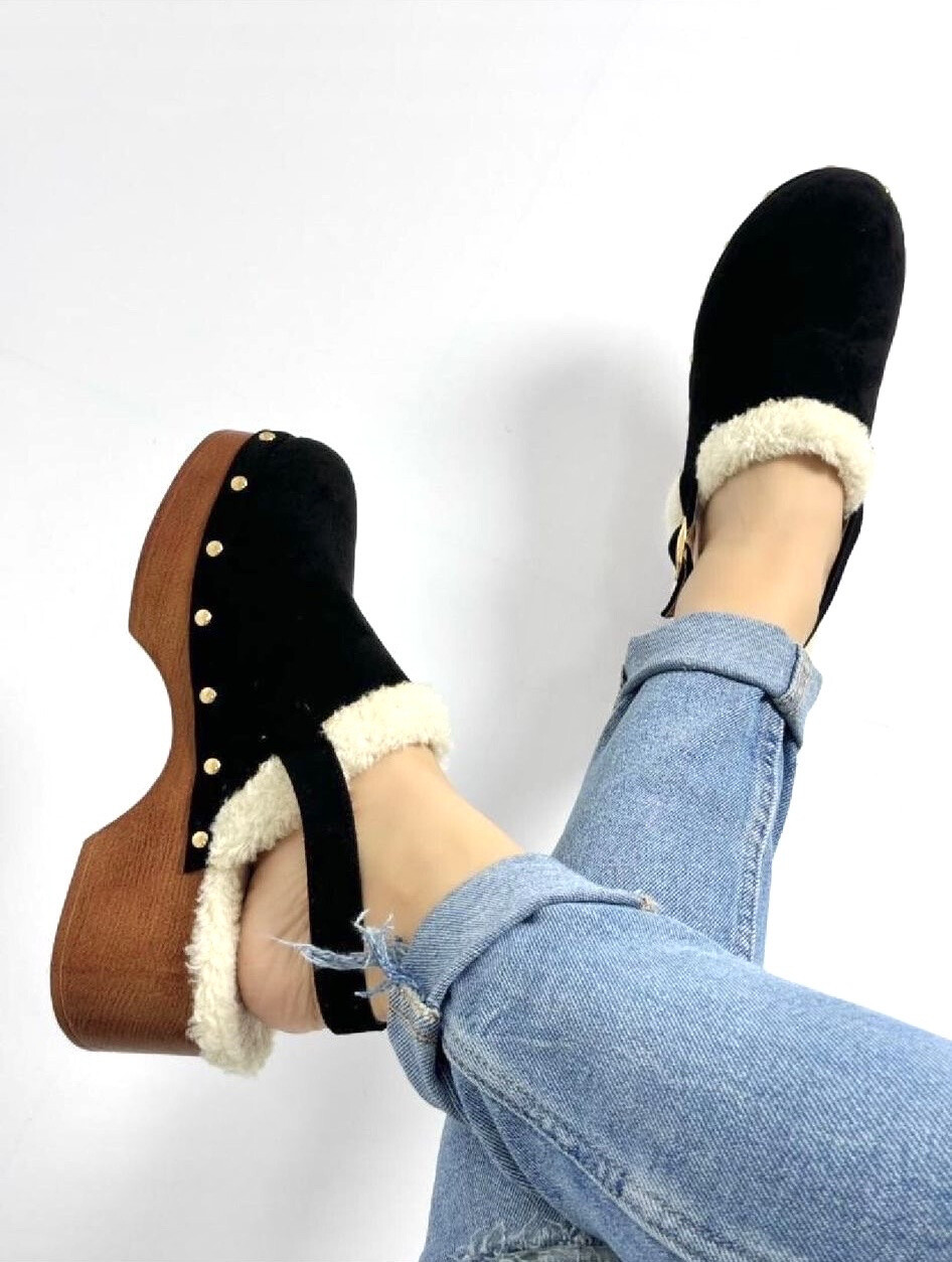Wholesaler WILADY - Elegant, comfortable clogs