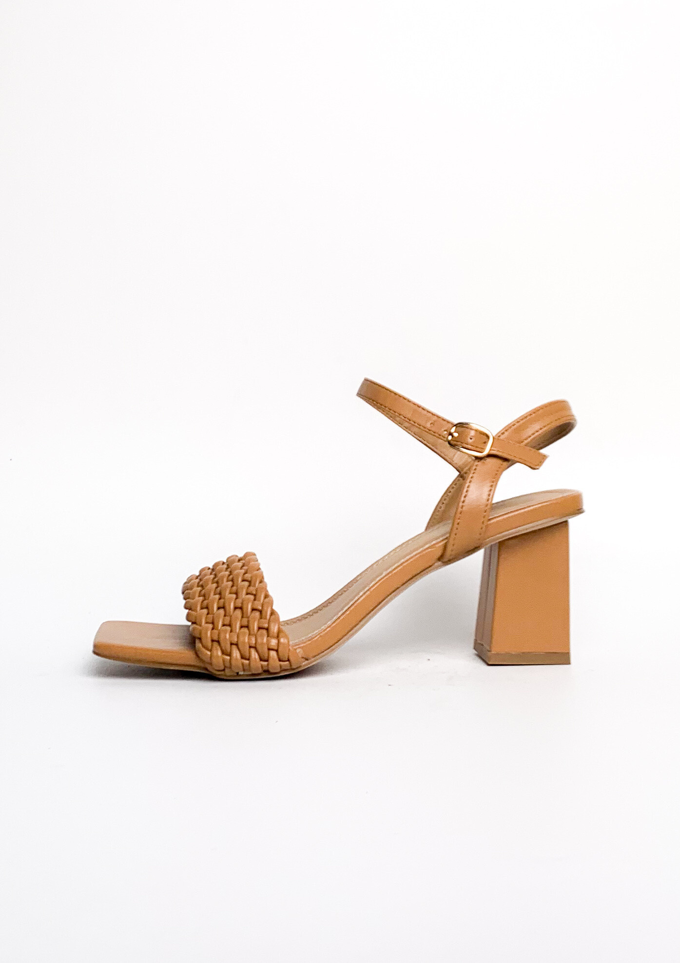 Wholesaler WILADY - Faux leather braided heeled sandals