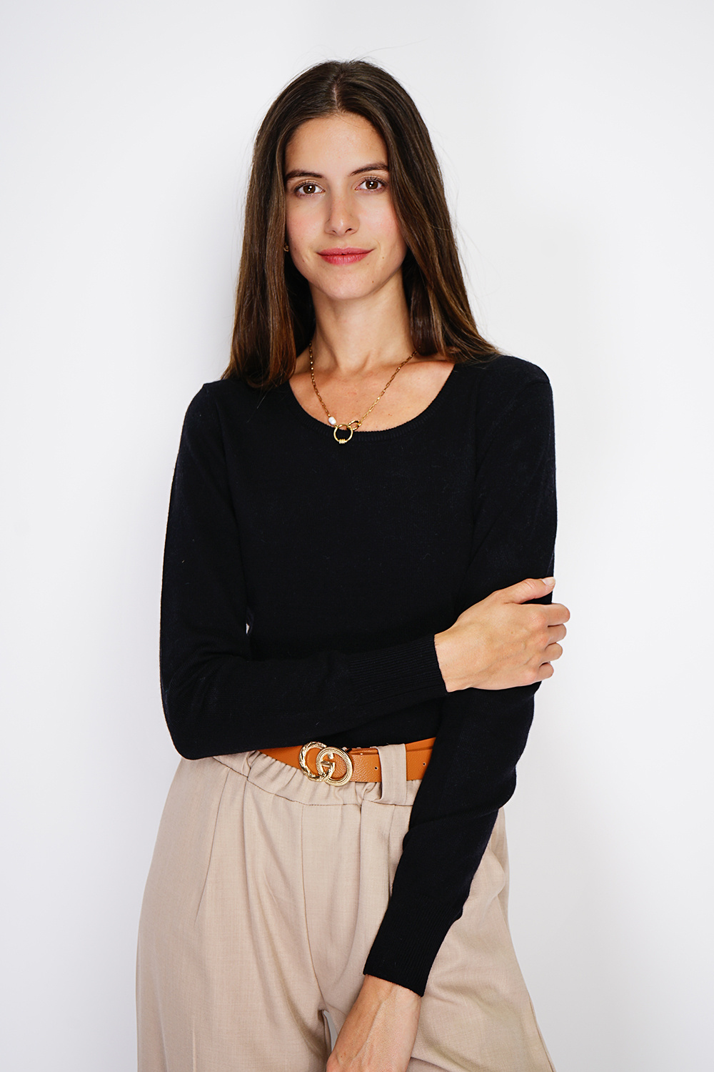 Wholesaler William de Faye - Classic crew neck sweater with long sleeves, crafted in double-knit yarn