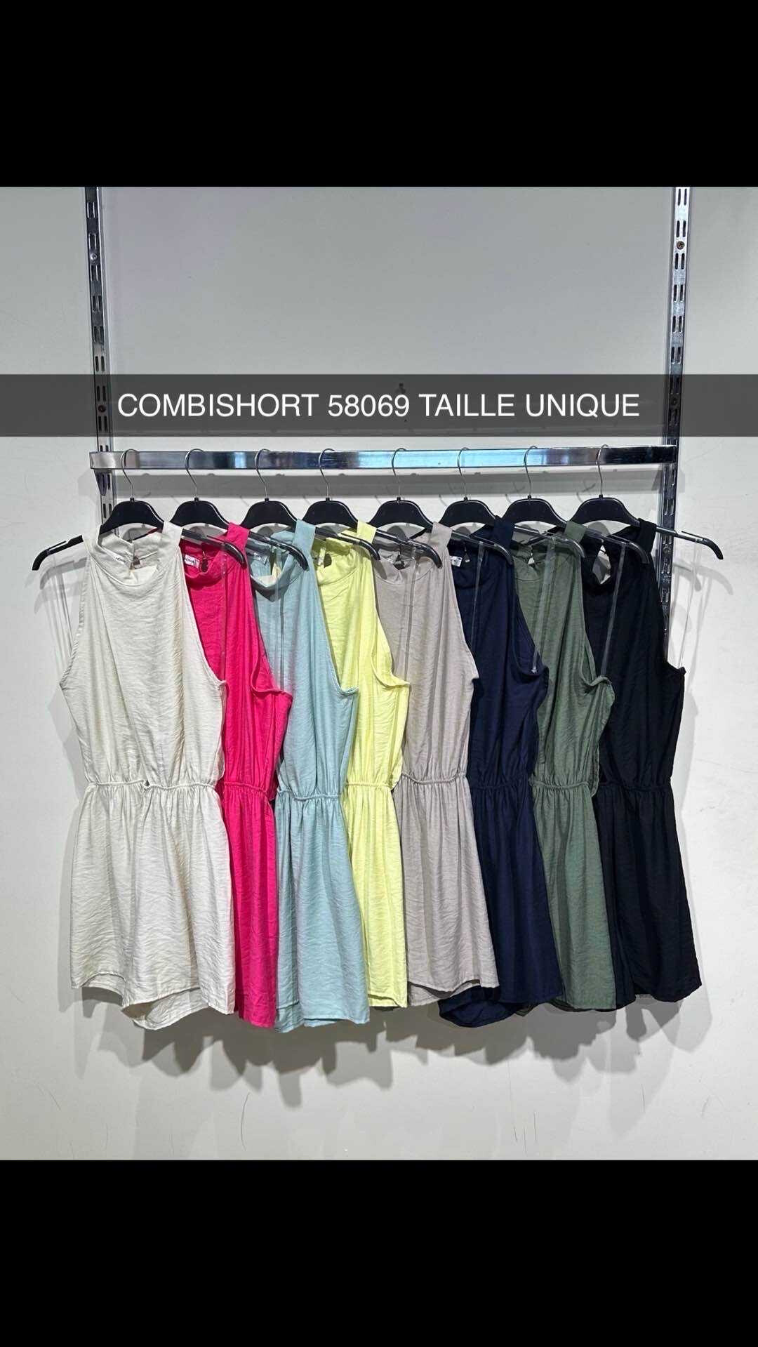 Stylish viscose and polyamide playsuit, perfect for summer. Designed in Italy, ideal for spring evenings.