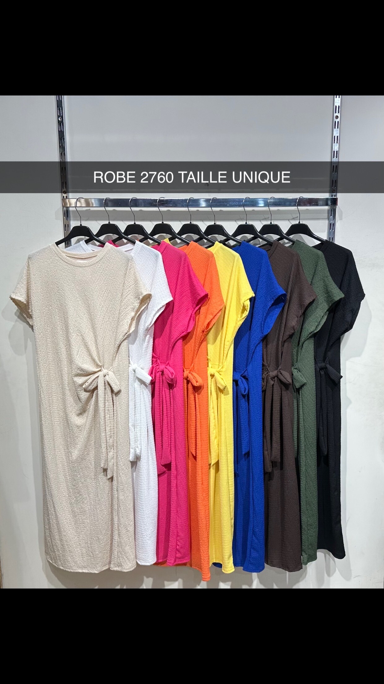 Großhändler Willy Z - Kleid an der Seite geknotet
