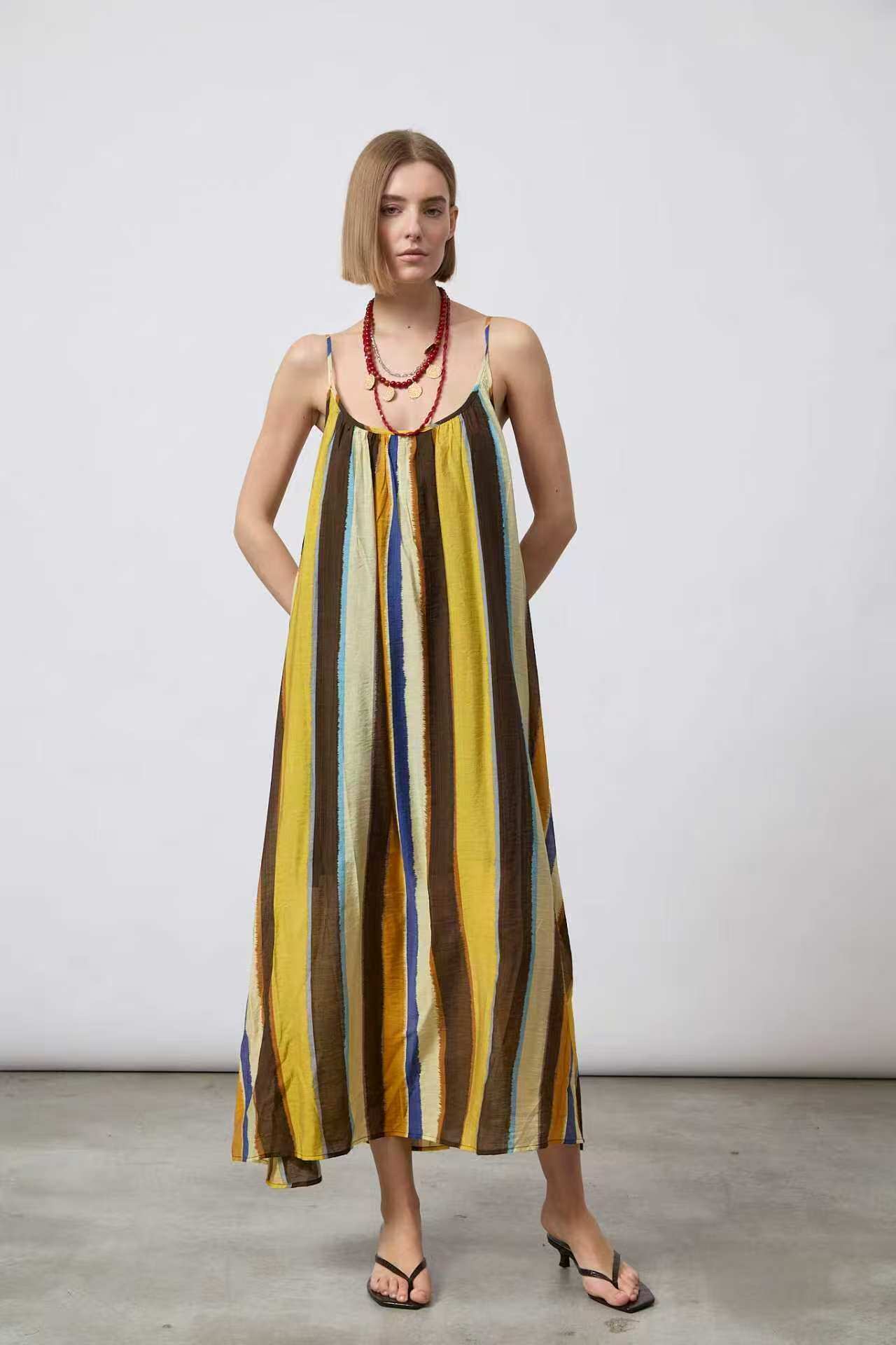Mayorista WIYA SRL - Vestido a rayas boho