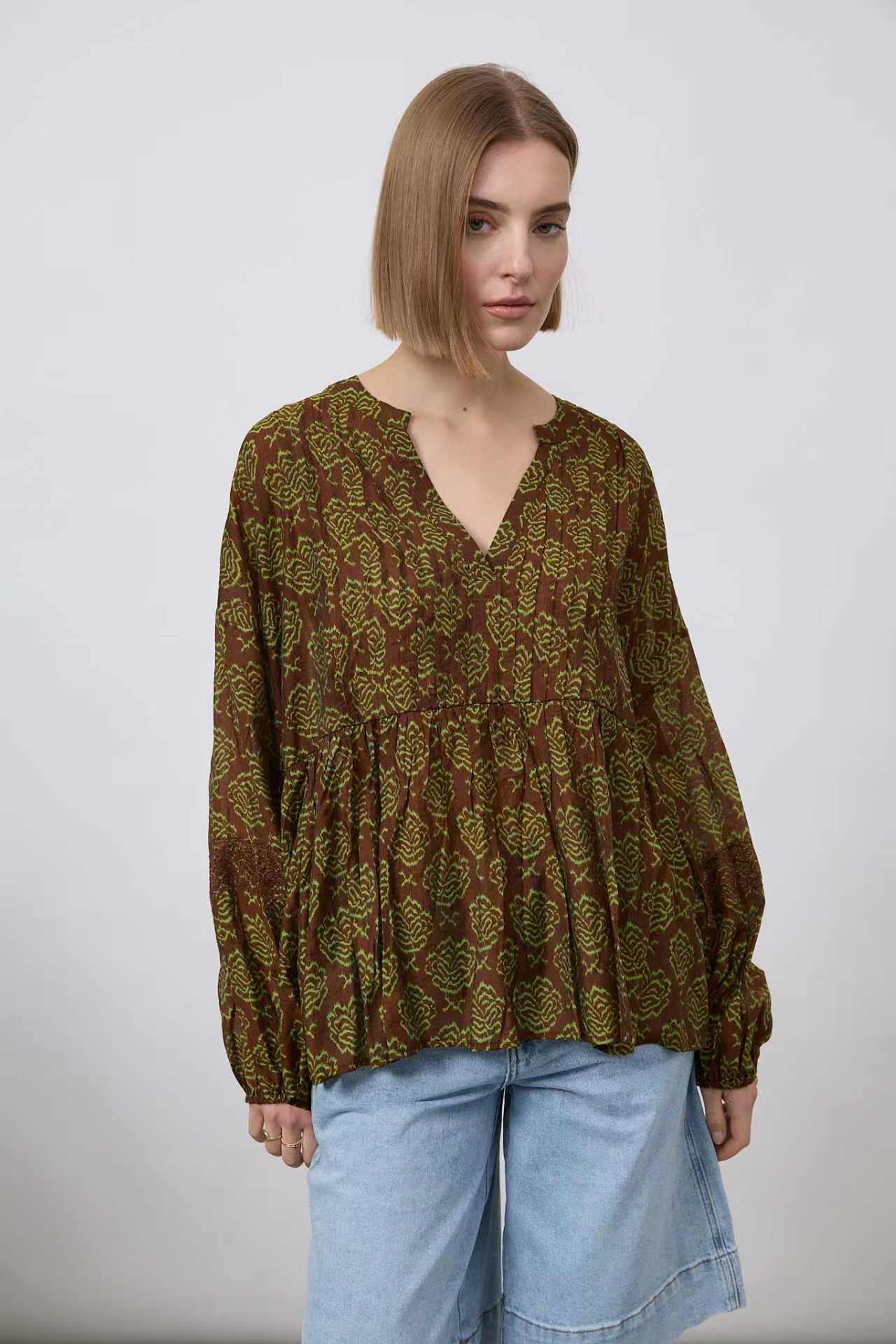 Mayorista WIYA SRL - Blusa estampada de flores