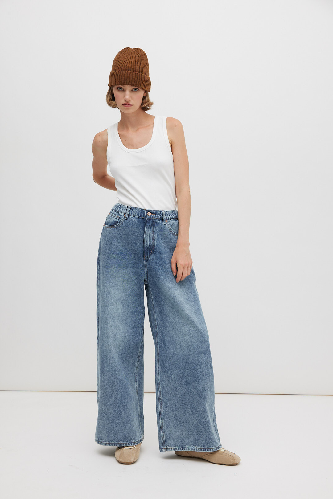 Wholesaler WIYA SRL - Wide Leg Jeans with Elasticated Waist
