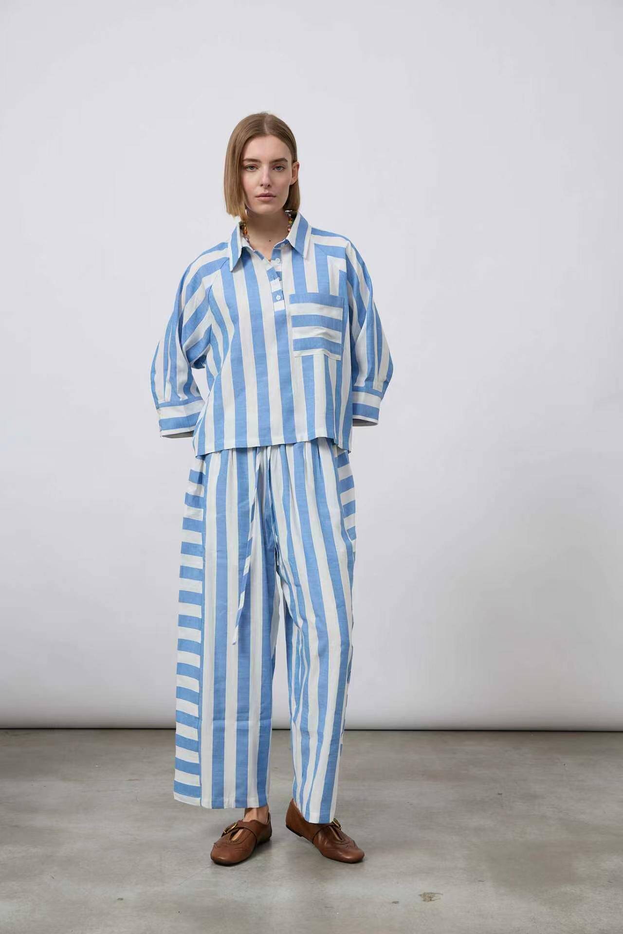 Wholesaler WIYA SRL - Palazzo pants with wide vertical stripes