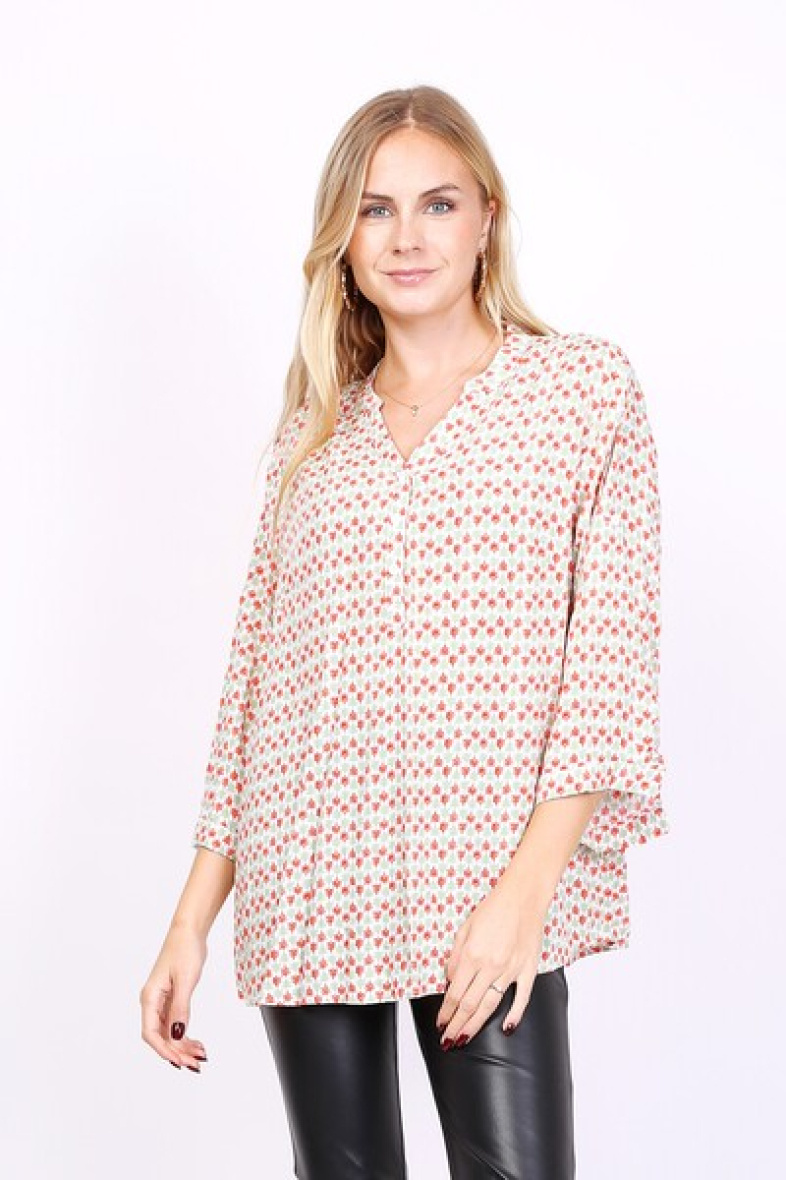 Grossiste World Fashion - Blouse fluide & casual GT manches 3/4 - Imprimé sapin de noël