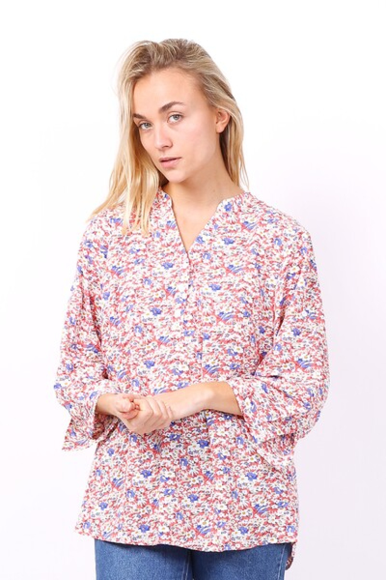 Grossiste World Fashion - Blouse fluide & casual GT manches 3/4 - Imprimé petit fleurs