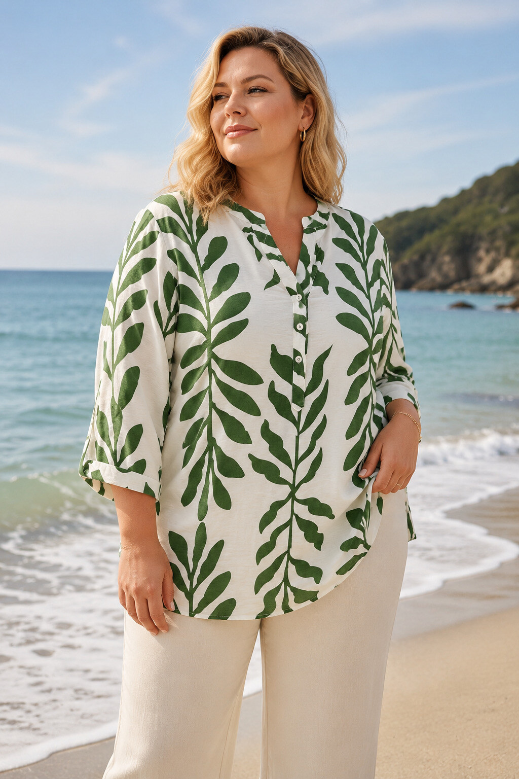 Grossista World Fashion - Blusa fluida e casual Taglia Grande con maniche 3/4 - Stampa Tropicale
