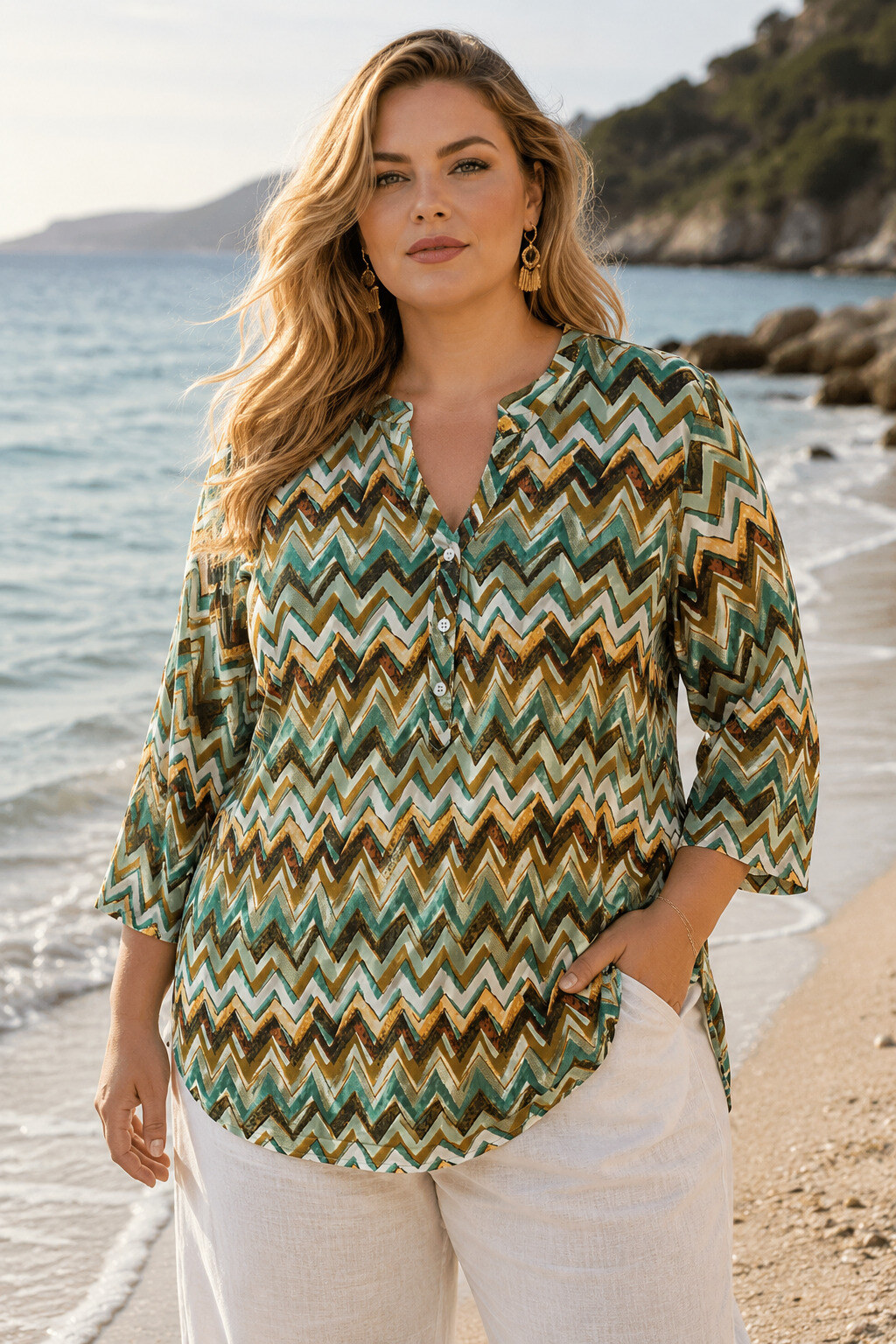 Grossista World Fashion - Blusa fluida e casual Taglia Grande con maniche 3/4 - Stampa ZigZag
