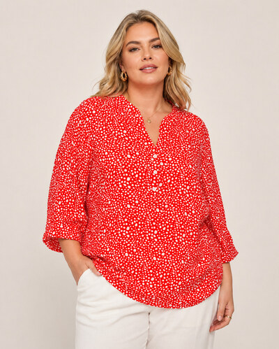 Grossista World Fashion - Blusa fluida e casual Taglia Grande con maniche 3/4 - Stampa a piccoli punti Grossista World Fashion - Blusa fluida e casual Taglia Grande con maniche 3/4 - Stampa a piccoli punti