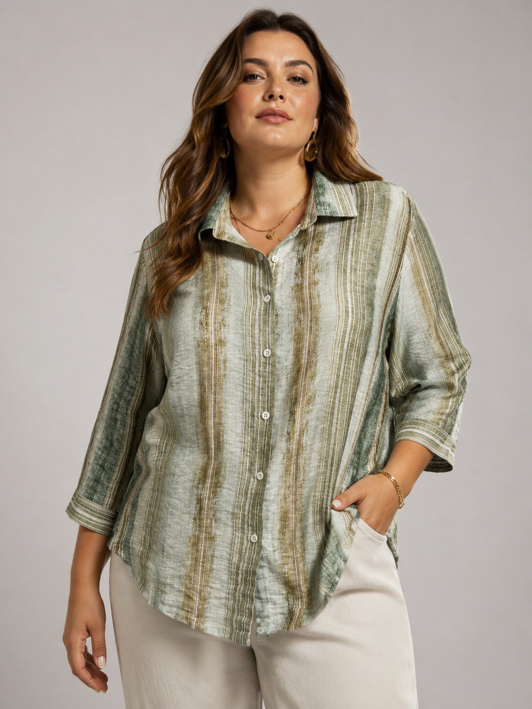 Grossiste World Fashion - Chemise en coton Grande Taille Manches 3/4 – Élégante et Confortable