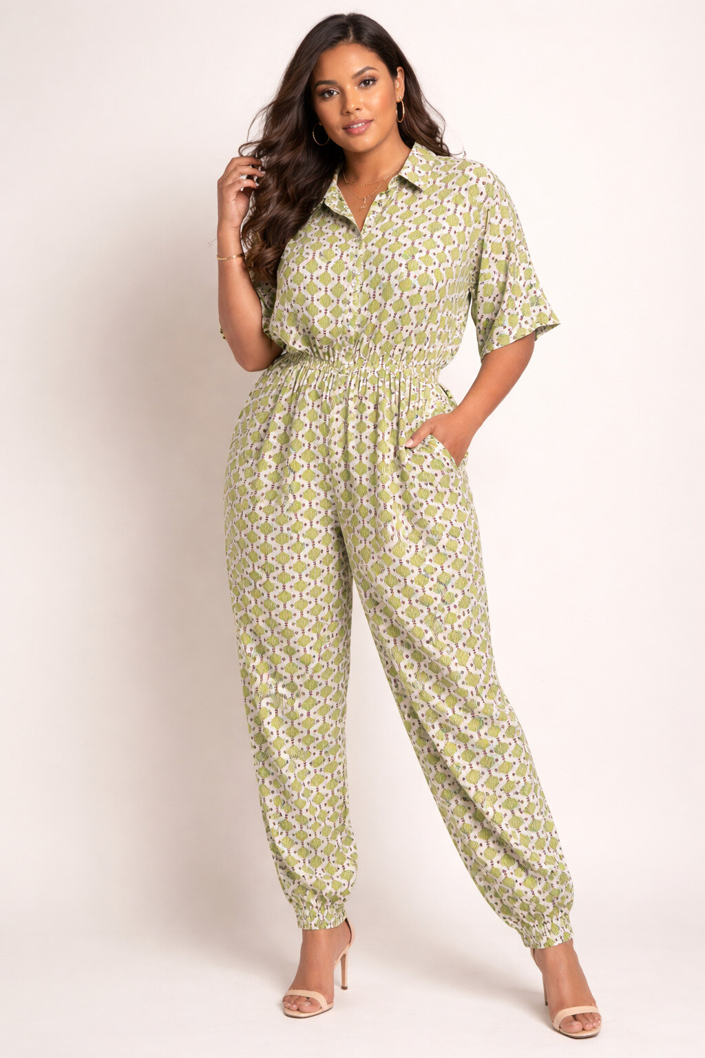 Großhändler World Fashion - Große Größen Jumpsuit mit kurzen Ärmeln - Bedruckt