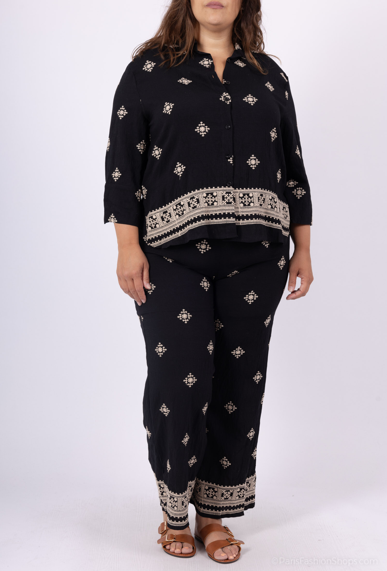 Großhändler World Fashion - Besticktes Damen-Set in Übergröße aus Baumwolle mit 3/4-Ärmeln - Elegant und Bequem