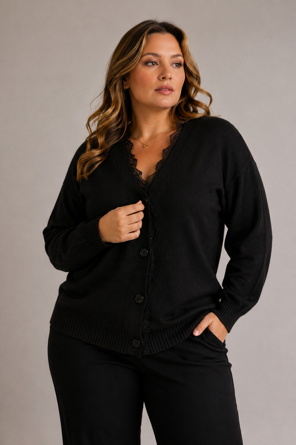 Grossista World Fashion - Cardigan in pizzo Taglia Grande in cashmere