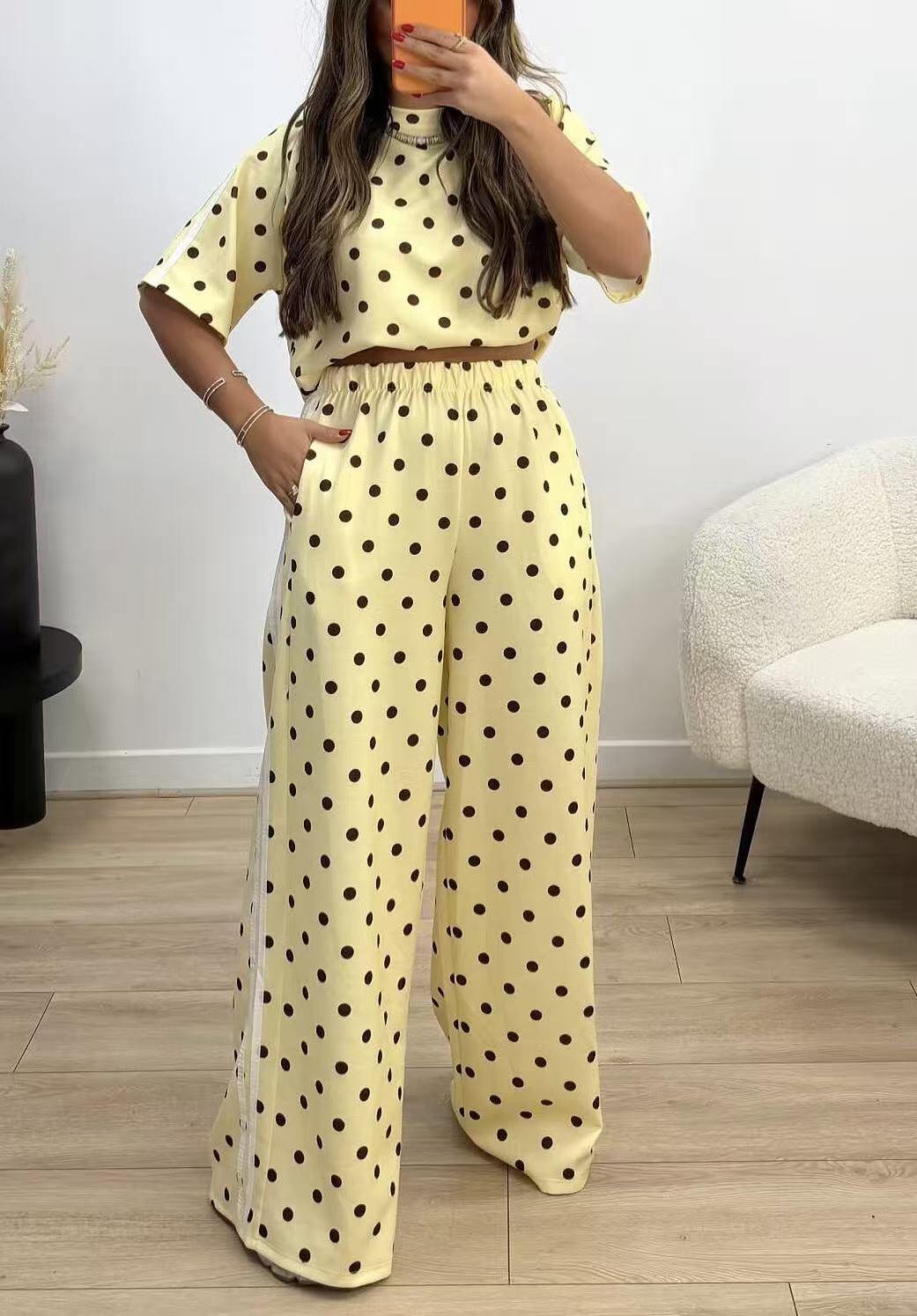 Wholesaler XFASHION - SUIT