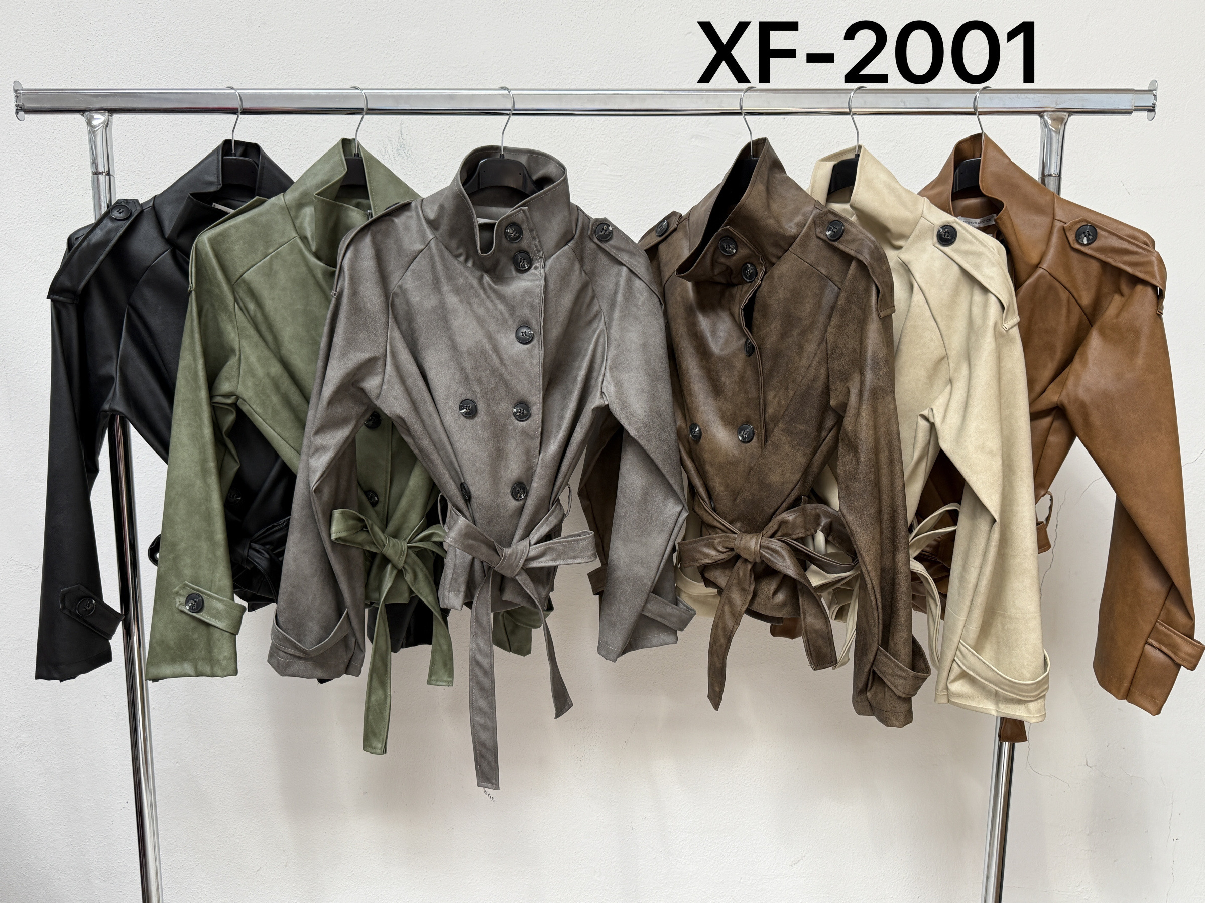 Wholesaler XFASHION - LEATHER COATS AND JACKETS