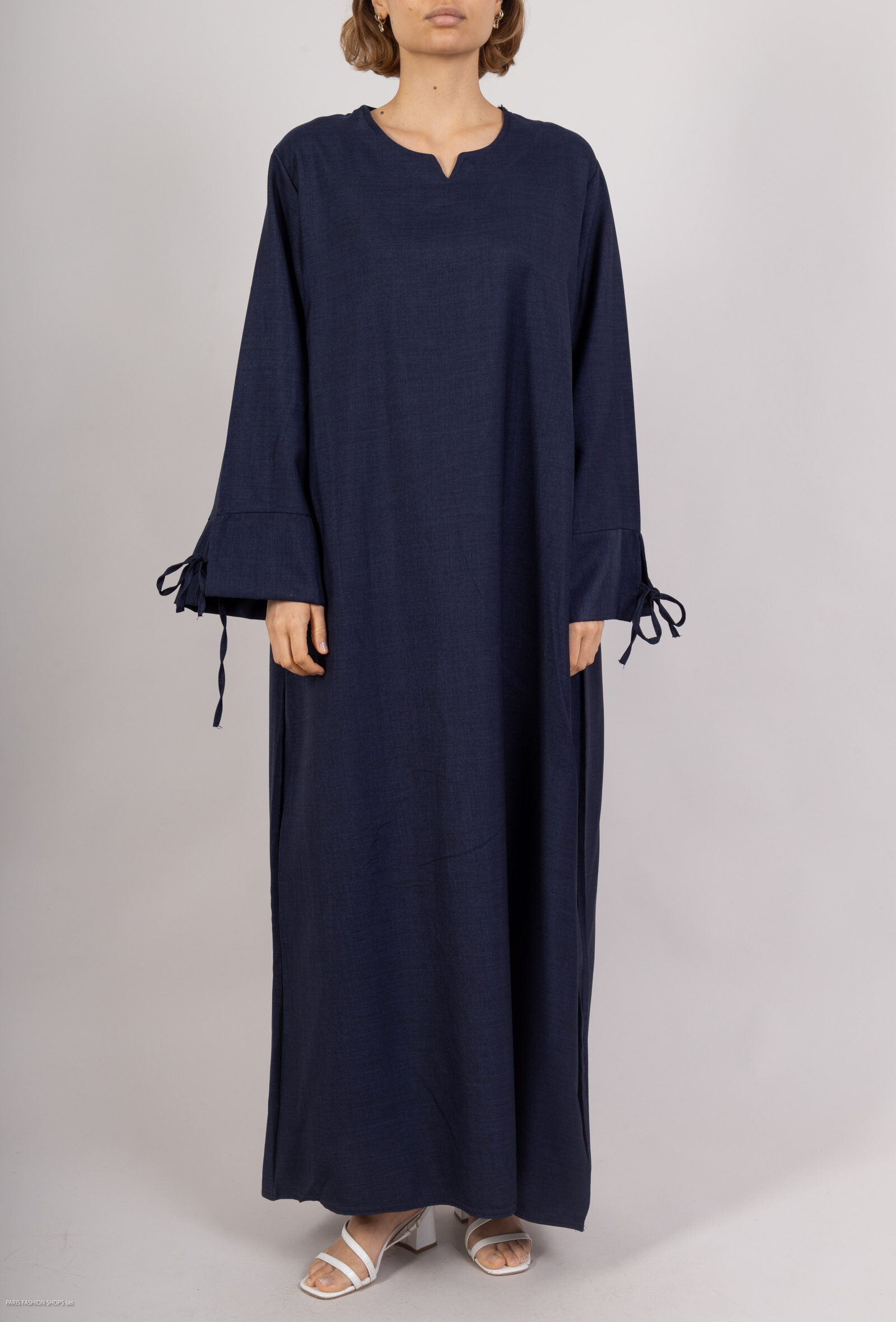 robe longue avec les noeud sur manches