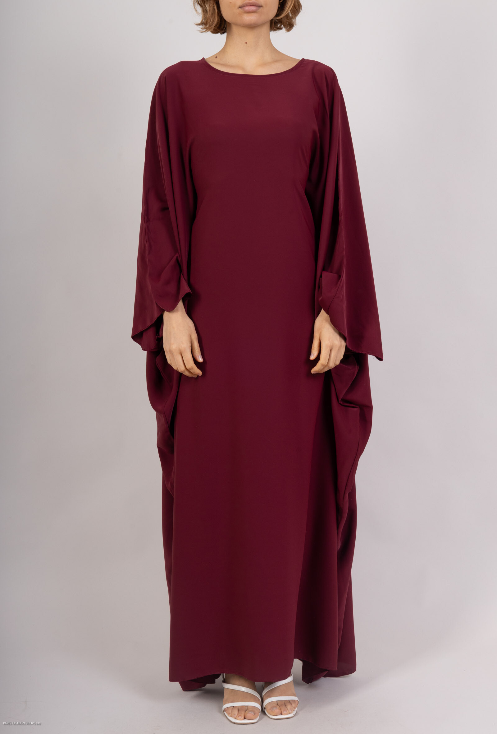 robe longue avec les fils de noeud intérieur