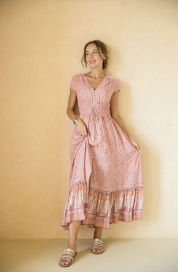 Mayorista YALI MODA - Vestido Midi "Flores de Melocotón"