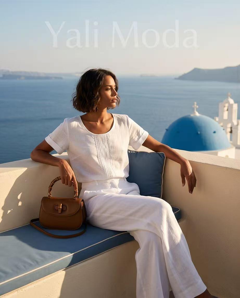 Wholesaler YALI MODA - Linen blouse with front embroidery and soft neckline