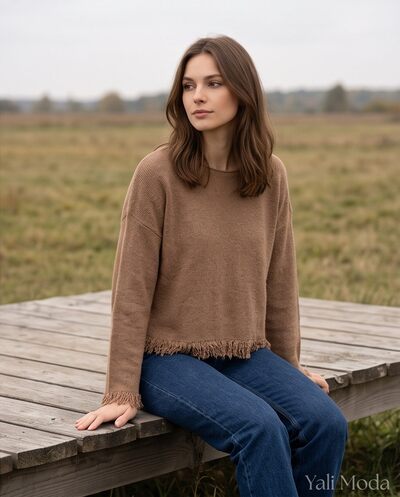 Großhändler YALI MODA - Oversize-Pullover mit Dekorativen Fransen Großhändler YALI MODA - Oversize-Pullover mit Dekorativen Fransen