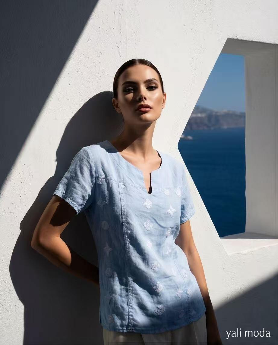 Mayorista YALI MODA - Camiseta Elegante de Lino "Azul Sereno"