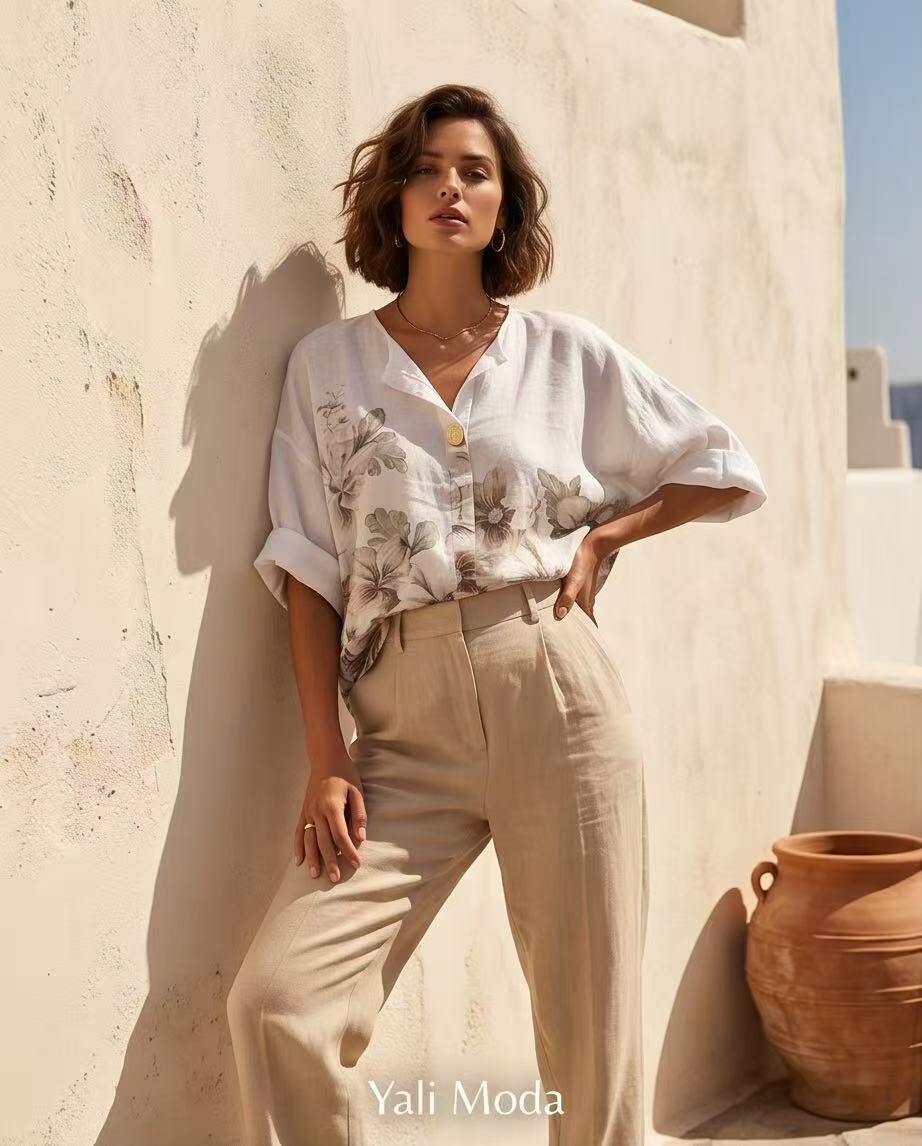 Wholesaler YALI MODA - Floral Pattern Linen Blouse with Decorative Button