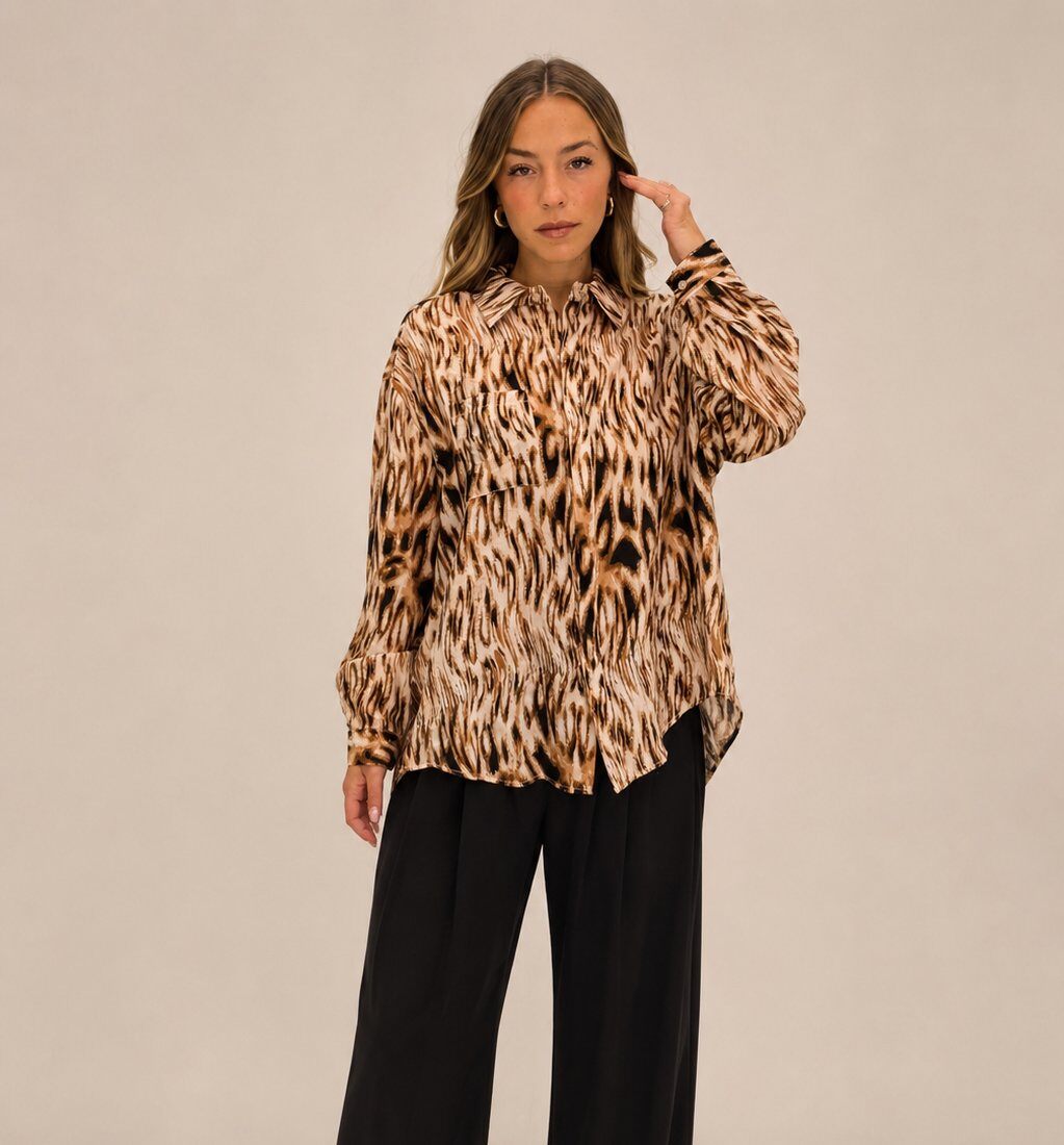 Wholesaler Yitaly Style - OVERSIZED SHIRT WITH ANIMAL PRINT