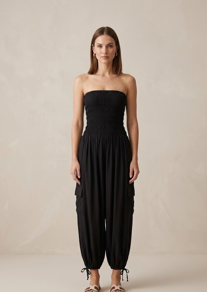Wholesaler Yitaly Style - FULL JUMPSUIT WITH ELASTIC BODICE AND CARGO DETAILS