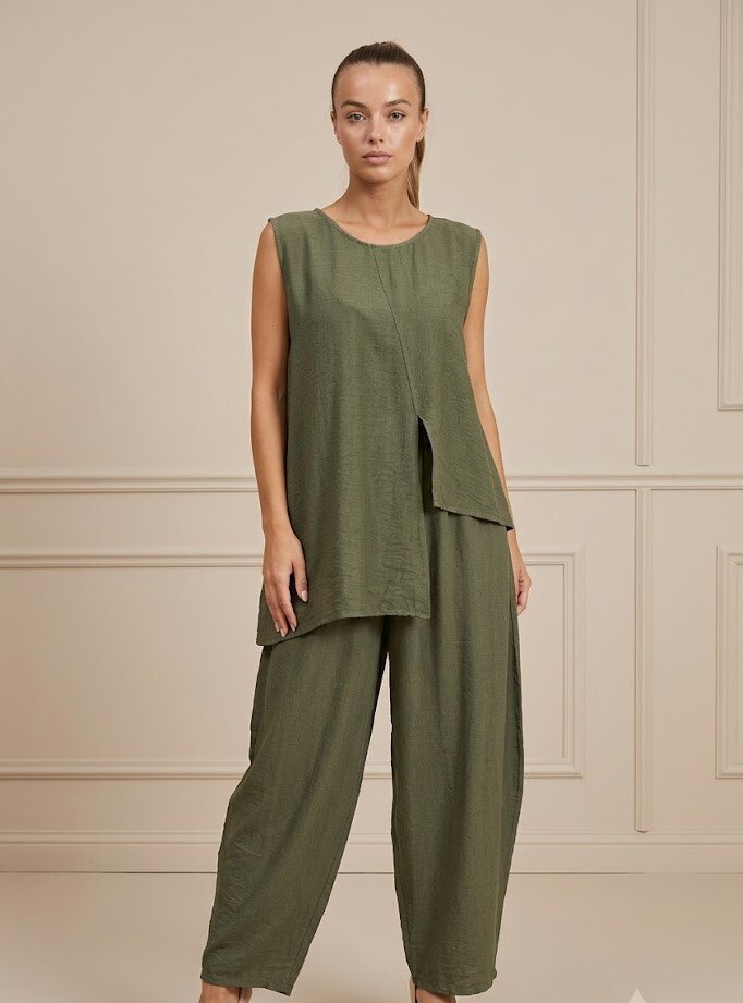 Grossiste Yitaly Style - ENSEMBLE EN VISCOSE AVEC FENTE DEVANT