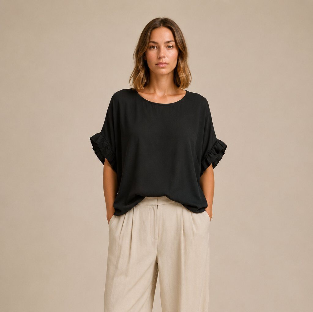 Großhändler Yitaly Style - BLUSE AUS VISKOSE-SATIN MIT RÜSCHEN AN DEN ÄRMELN