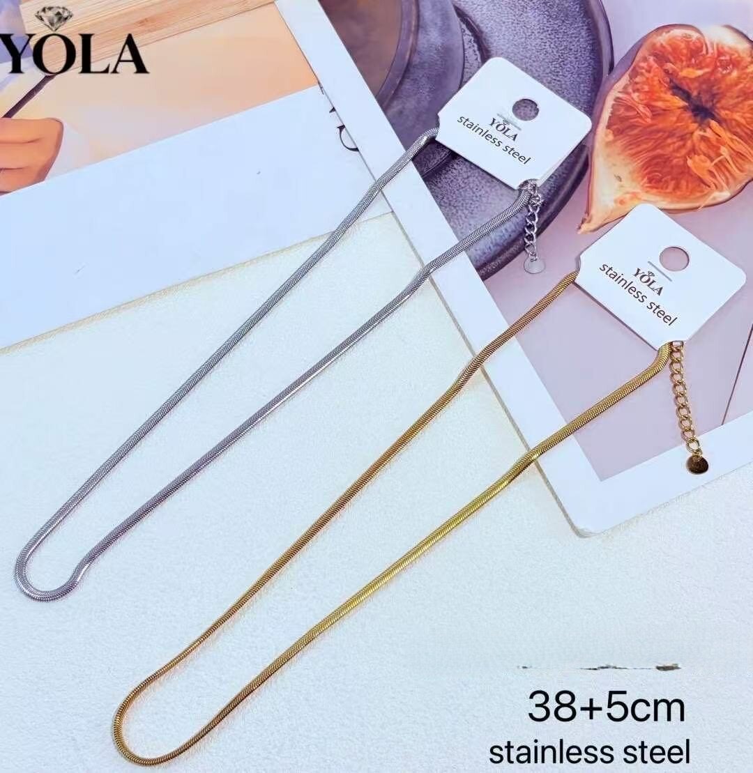 Wholesaler YOLA BIJOUX - Elegant stainless steel necklace Minimalist design with smooth and thin chain At 3MM